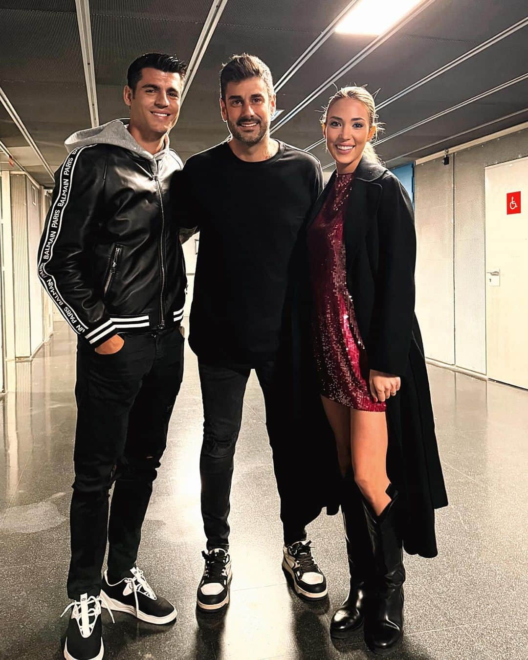 アルバロ・モラタさんのインスタグラム写真 - (アルバロ・モラタInstagram)「Como niños 😍🥹❤️  MELENDI ✨🔥」12月9日 18時49分 - alvaromorata