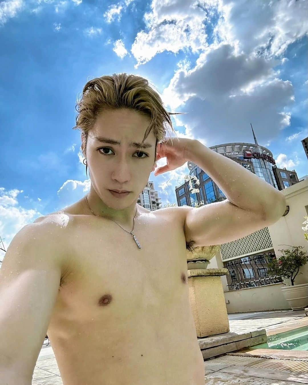 藤原樹さんのインスタグラム写真 - (藤原樹Instagram)「.  I'm enjoying Thailand🇹🇭  #thailand」12月9日 19時23分 - itsuki_fujiwara_official