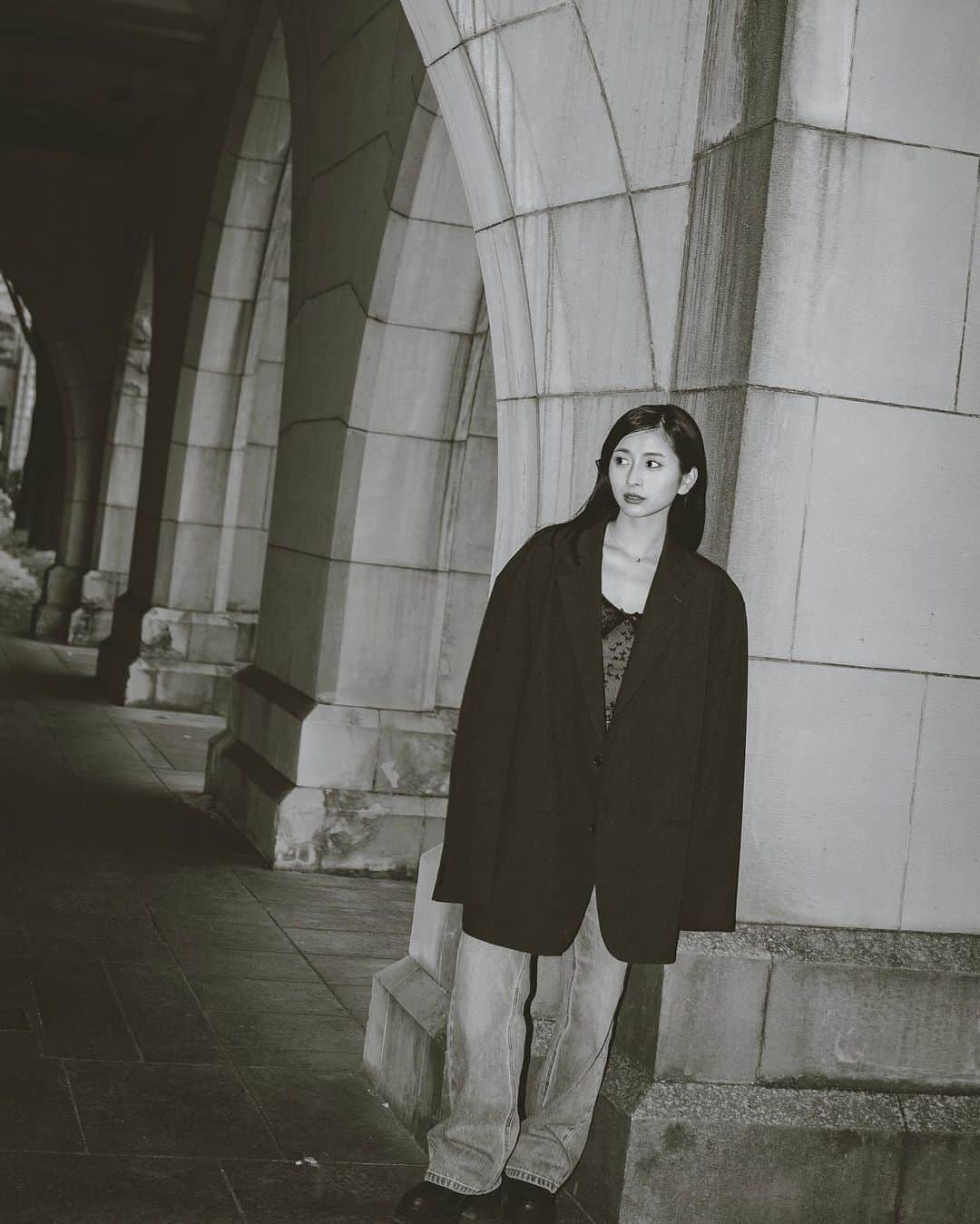 佐藤俊斗さんのインスタグラム写真 - (佐藤俊斗Instagram)「フィーリングを合わせつつ力を抜いて撮影。 元から撮影時間がかなり短めなので、今の時期のロケ撮はほぼ撮らないぐらいのテンション感で。 秋が終わってしまう前にサクッと思い出写真を残してきました。  Ron Monroe for @ronmonroe_official」12月9日 19時52分 - shuntosato