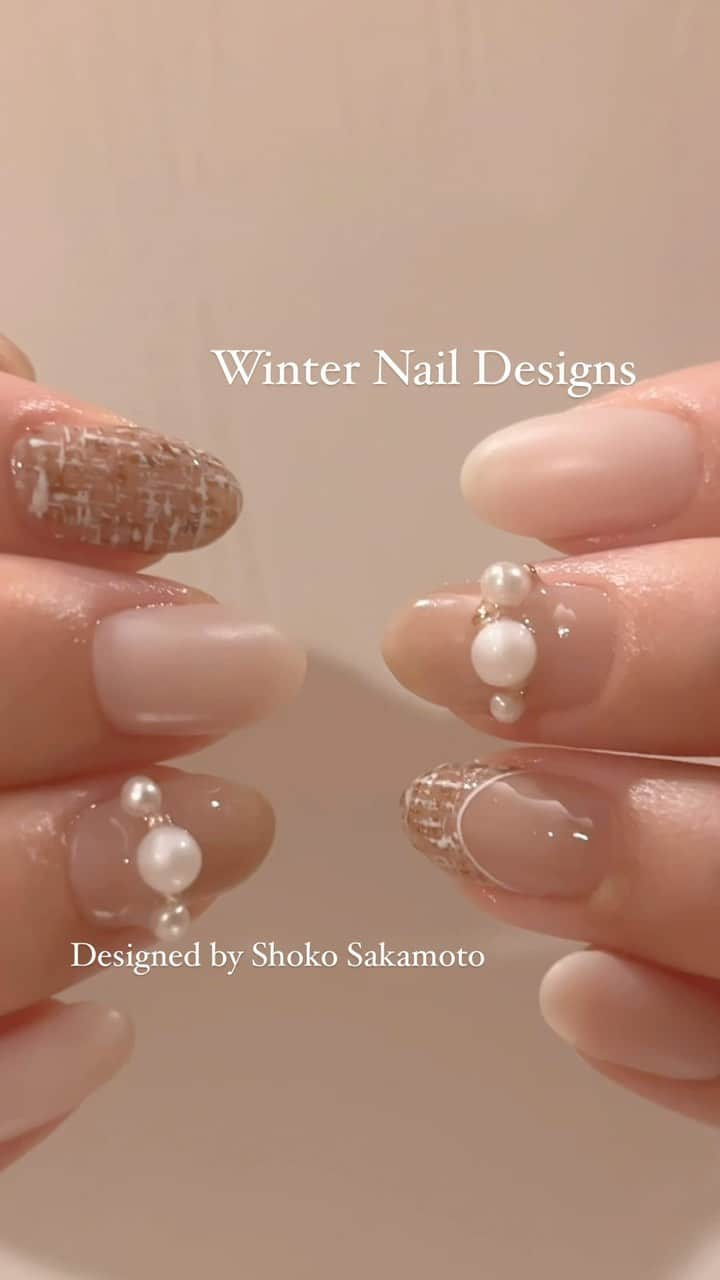 黒崎えり子のインスタグラム：「. Winter Nail Designs♡♡  @erikonail_shoko   #erikonail #erikonailOMOTESANDO #nailsalon #nails #naildesign #nailstagram #nailart #エリコネイル #ネイルサロン #表参道ネイルサロン #ネイル #ネイルデザイン #ネイルアート #winternails #winternaildesign #christmasnailsdesign #christmasnails #겨울네일 #블링네일 #드위드네일 #크리스마스네일　#クリスマスネイル #クリスマスネイルデザイン #冬ネイル2023 #ツリーネイル #冬ネイル」