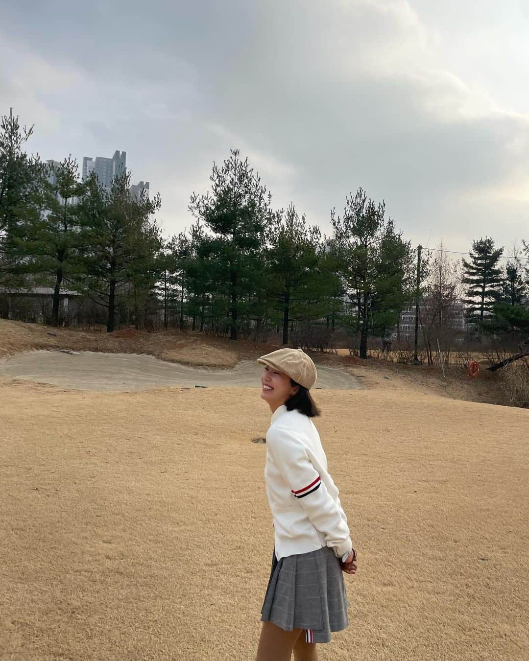 ソン・ダムビさんのインスタグラム写真 - (ソン・ダムビInstagram)「마지막 겨울 골프🏌🏻‍♀️🏌🏻‍♀️ 근데 날씨 실화??16도👏👏 즐거웠어 오늘처럼만 치고 싶다🤘🏻🤞🏻♥️」12月9日 20時05分 - xodambi