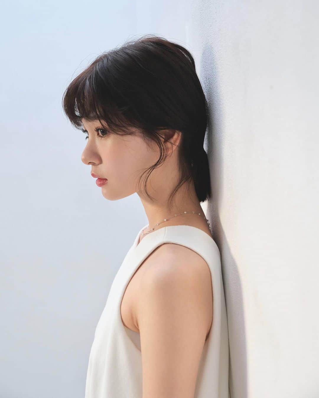 中川紅葉のインスタグラム：「ちょっと前の📸前髪がもしゃもしゃ  Photo @aizawa.takayuki  HM @hair_make.miki  stylist @ryouske」