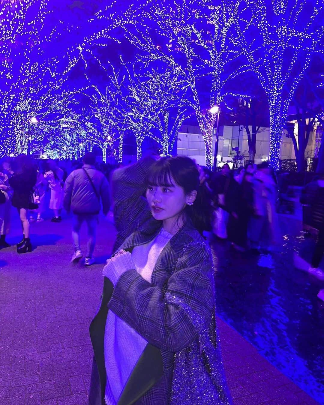 関谷瑠紀さんのインスタグラム写真 - (関谷瑠紀Instagram)「この前青の洞窟行ってきたー もうイルミネーションの時期だねぇ やっぱイルミは綺麗だねぇ  みんなはもう見たー？  #青の洞窟 #青の洞窟イルミネーション #イルミネーション #イルミ #関谷瑠紀」12月9日 20時28分 - ruki_0808