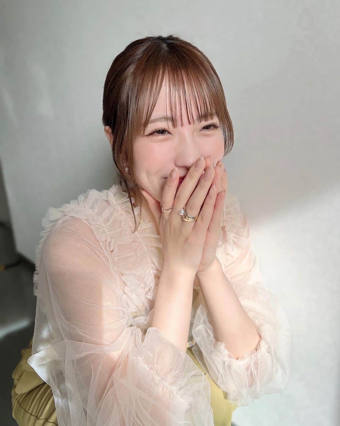 小嶋花梨さんのインスタグラム写真 - (小嶋花梨Instagram)「今日のお話会はふわふわでしたっ☁️ ⁡ ⁡ #Lilybrown」12月9日 21時15分 - nmb_kojima_48