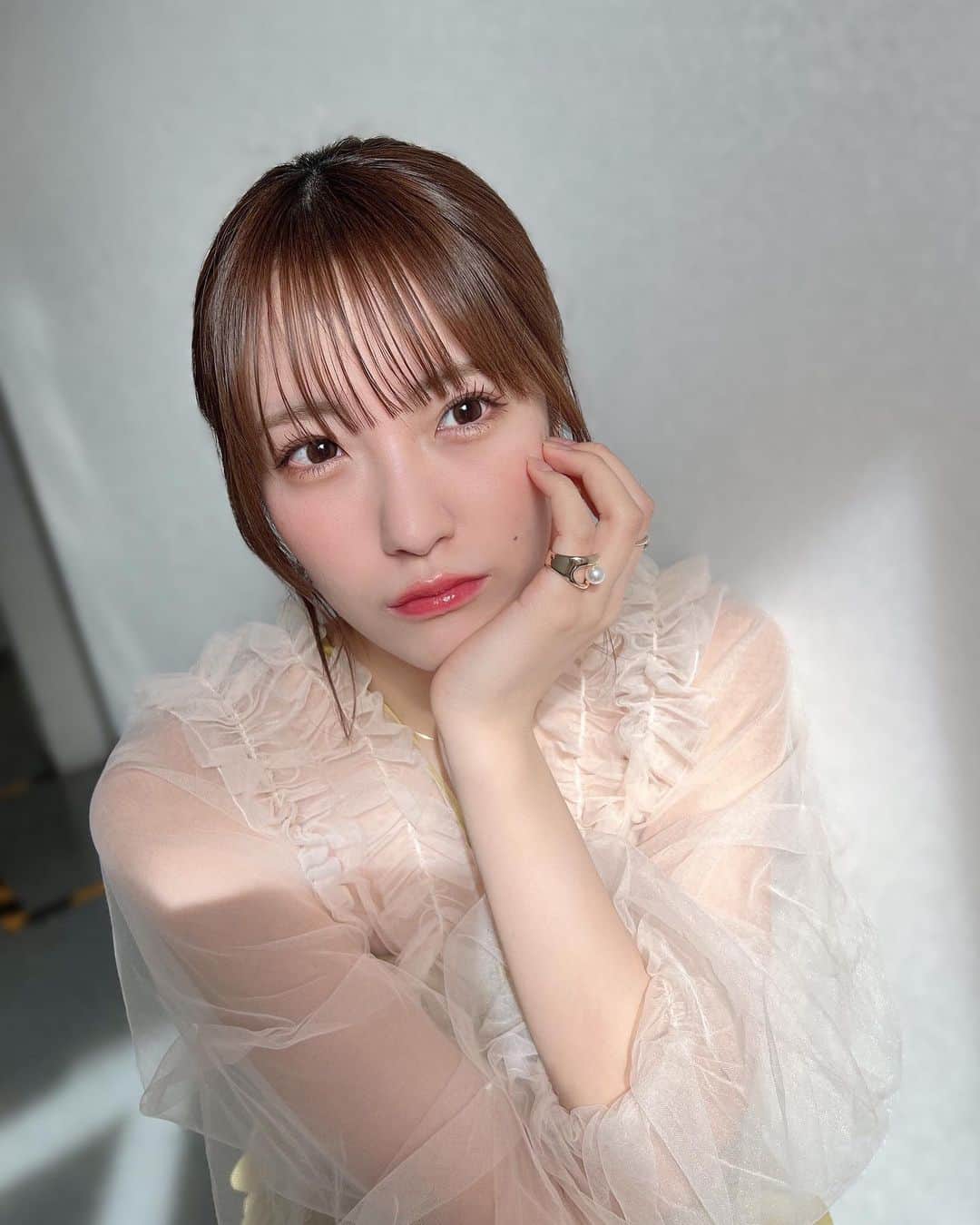 小嶋花梨さんのインスタグラム写真 - (小嶋花梨Instagram)「今日のお話会はふわふわでしたっ☁️ ⁡ ⁡ #Lilybrown」12月9日 21時15分 - nmb_kojima_48