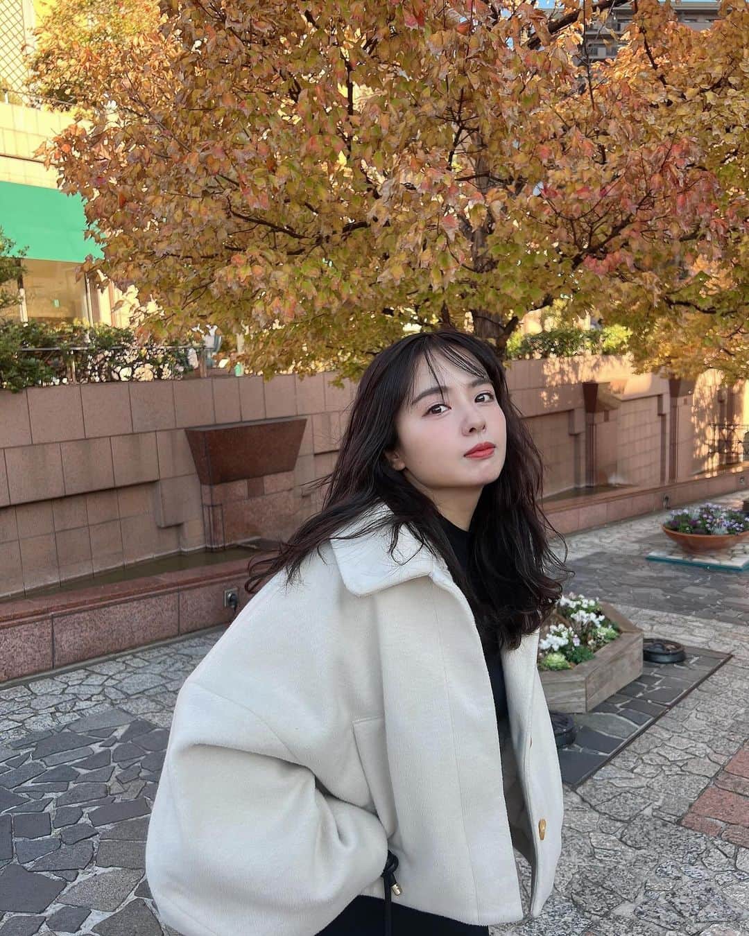 山田菜々さんのインスタグラム写真 - (山田菜々Instagram)「意図しないおでこ全開ガーデンプレイス🪴どうっ」12月9日 21時03分 - tannana.yamada