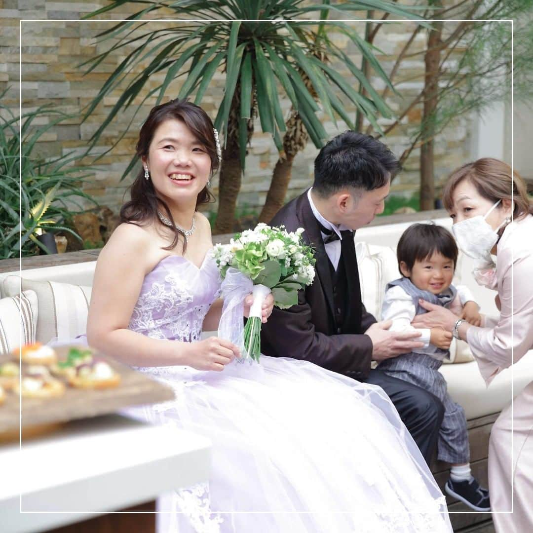 RIVIERA WEDDING　リビエラ ウェディング　公式さんのインスタグラム写真 - (RIVIERA WEDDING　リビエラ ウェディング　公式Instagram)「. ”パリセイズテラス” 屋外スペースで楽しむフィンガーフード・ビュッフェ ⁨⁩会話がはずむアットホームな空間を  -------------------------  街の喧騒から離れ、優しい緑の中で息をつく 温もり溢れる木造建築、聞こえる祝福の音 受け継がれたおもてなしの心が寄り添う  都会の中で感じる休符 心を悠久に満たす時間  -------------------------  リビエラ東京 HP：https://www.riviera.co.jp/wedding/tokyo 住所：〒171-0021　東京都豊島区西池袋5-9-5 電話：03-3981-3231  #rivierawedding #rivieratokyo #instawedding #instabride #リビエラウェディング #リビエラ東京 #結婚式 #ブライダル #ウェディング #結婚式準備  #東京結婚式 #東京ウェディング #東京花嫁 #結婚式準備 #式場迷子 #式場探し #結婚式場 #プレ花嫁 #プレ花嫁準備 #東京プレ花嫁 #式場見学  #少人数婚 #結婚式レポ #結婚式撮影 #結婚式スナップ撮影 #フォトウェディング #ウェディングムービー」12月9日 21時00分 - riviera.tokyo.weddings