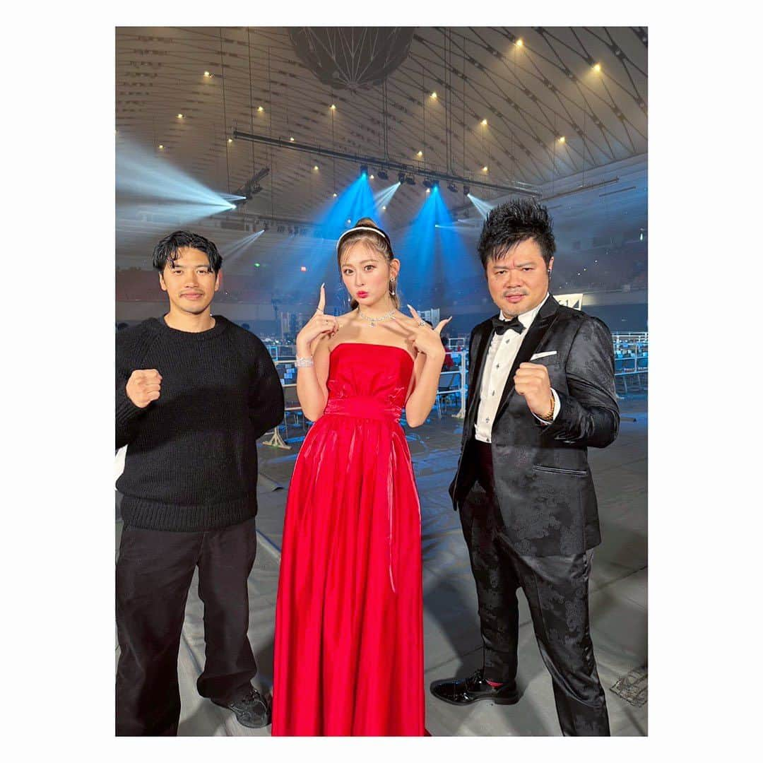 佐田正樹のインスタグラム：「K-1 WORLD GP   エディオンアリーナ  選手の皆様押忍でした‼︎  #ABEMA #ゆうちゃみ  #卜部功也 選手 #バッドボーイズ佐田 #k1_wgp」