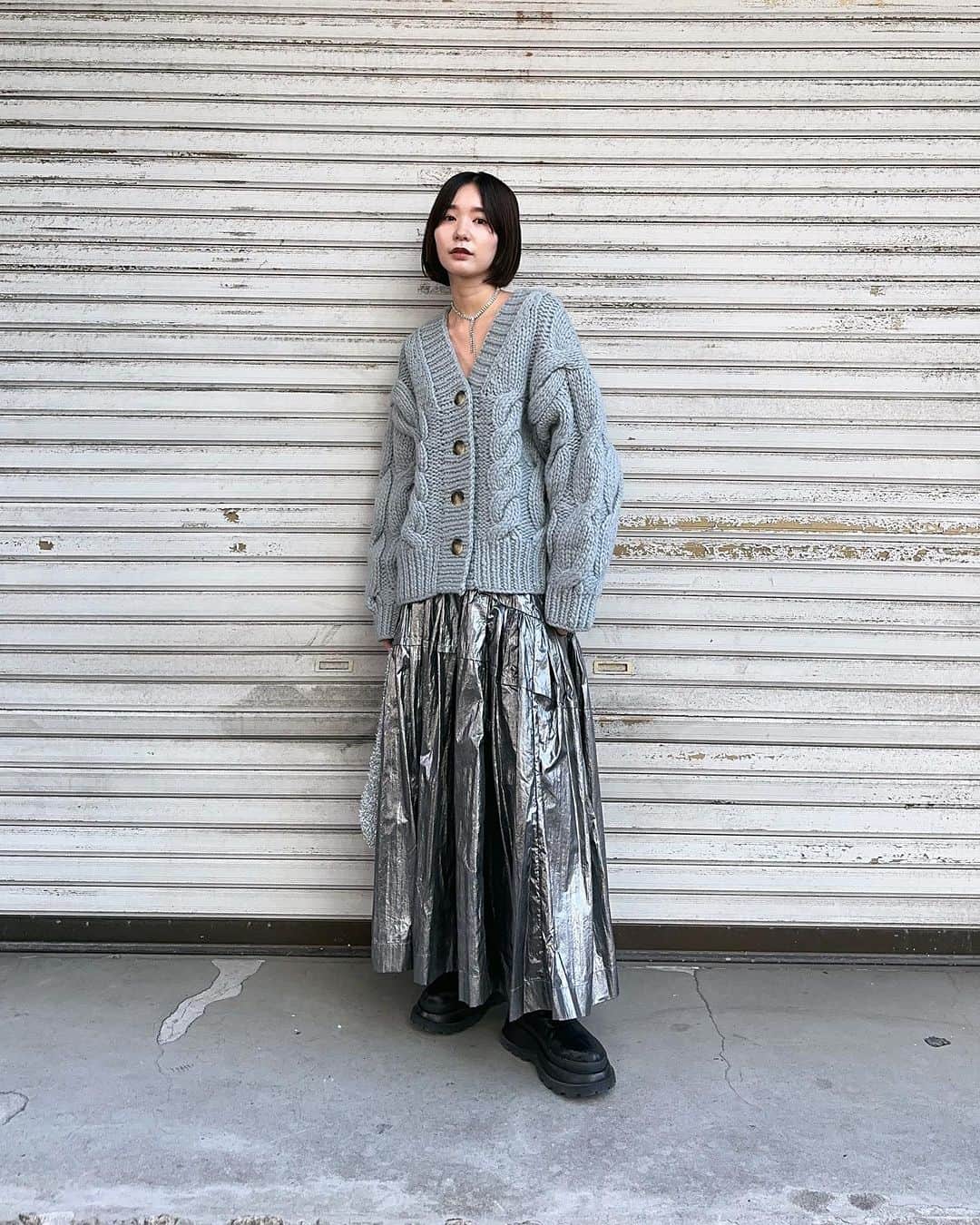MOUSSY SNAPさんのインスタグラム写真 - (MOUSSY SNAPInstagram)「#MOUSSYSNAP @re_ka622 162cm  ・VOLUME CABLE CARDIGAN(010GAG70-6770) ・VOLUME SILHOUETTE SKIRT(010GA230-7210) ・GLITTER KNIT BAG(010GAG51-5940) ・STRETCH CHUNKY BOOTS(010GAT52-5450) 全国のMOUSSY店舗／SHEL'TTER WEBSTORE／ZOZOTOWNにて発売中。  #MOUSSY」12月9日 21時55分 - moussysnap