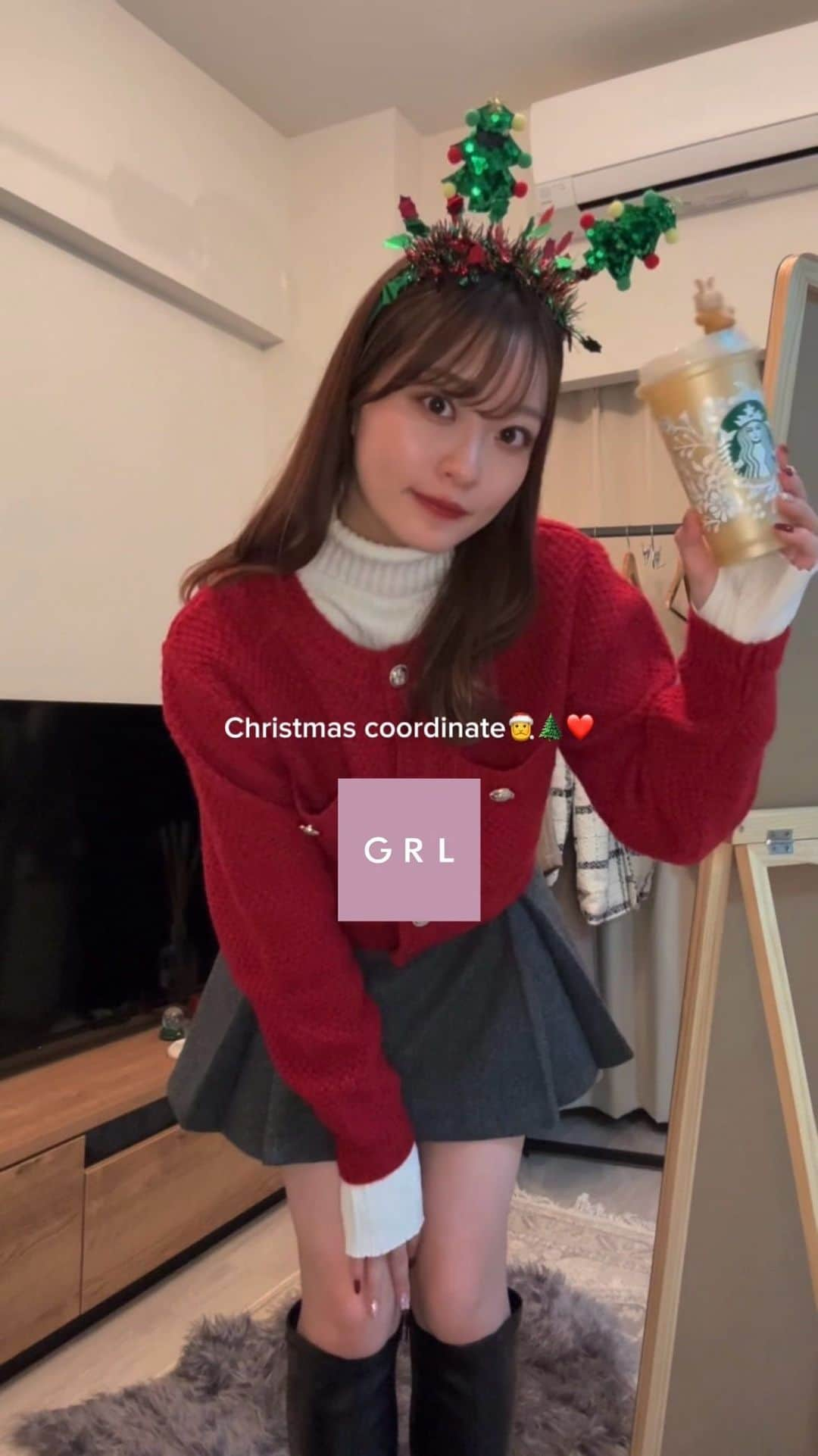 吉次玲奈のインスタグラム：「GRL Christmas coordinate🎅🌲❤️ all:  @grl_official  ⁡ ぜひ保存してお買い物の参考にしてみてね☺️ ⁡ 💁🏻‍♀️156cm │ 骨格ウェーブ │ イエベ春 ⁡ ⁡ #今日のコーデ #grl購入品 #グレイル購入品 #grl #グレイル #秋コーデ #秋服  #156cmコーデ #大人カジュアル #シンプルコーデ　#骨格ウェーブ　#プチプラコーデ #秋冬コーデ #20代コーデ　#イルミネーション  #ミディアムヘア #冬服コーデ 　#クリスマス　#イエベ春　 #フェミニン 　#骨格ウェーブコーデ  #プチプラ #ootd #クリスマスコーデ #大人カジュアル #カジュアルコーデ  #韓国コーデ #赤ニット #冬服コーデ #冬コーデ」