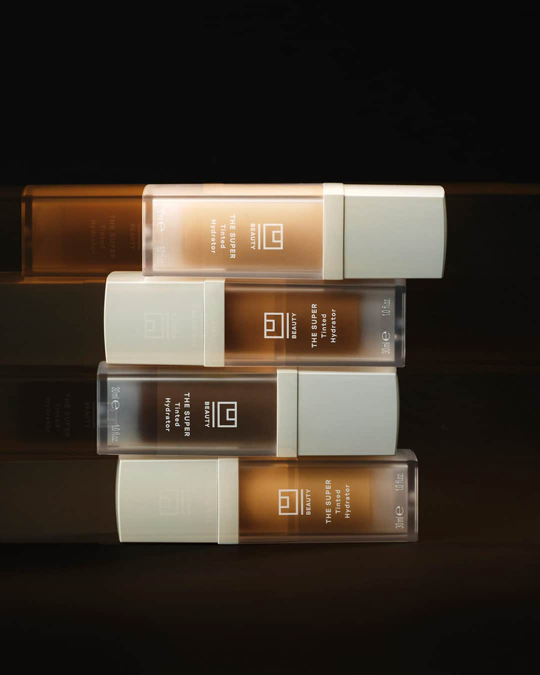 ネッタポルテさんのインスタグラム写真 - (ネッタポルテInstagram)「RADIANT ROUTINE: Stack up on @ubeauty 'SUPER' tinted hydrator. For boosted luminosity, minus the weight of makeup, each flexible, self-adjusting shade blends like a second skin.   Tap the link in bio to shop at #NETAPORTER.」12月10日 0時00分 - netaporter