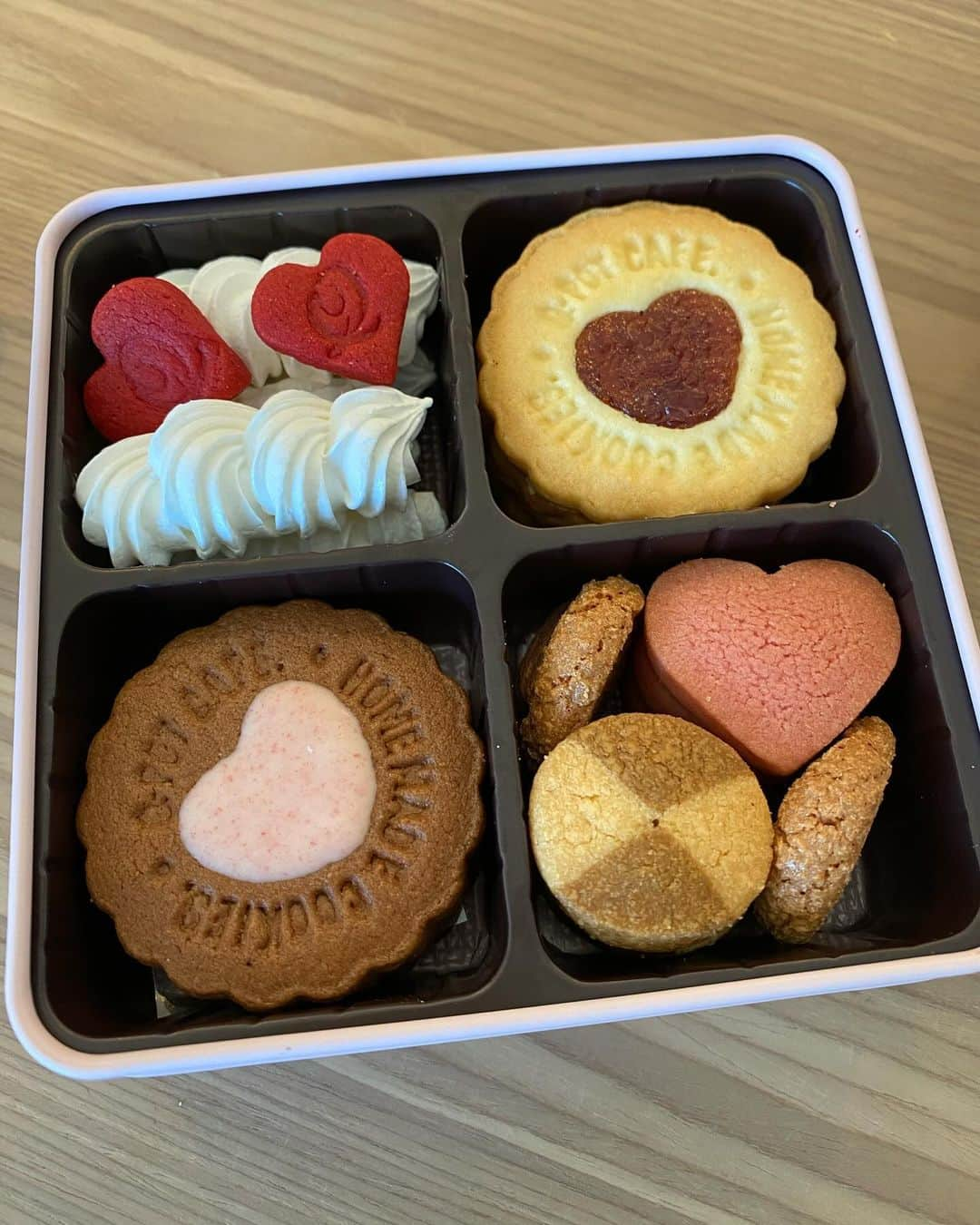 檜山沙耶のインスタグラム：「🍪 #qpotcafe」