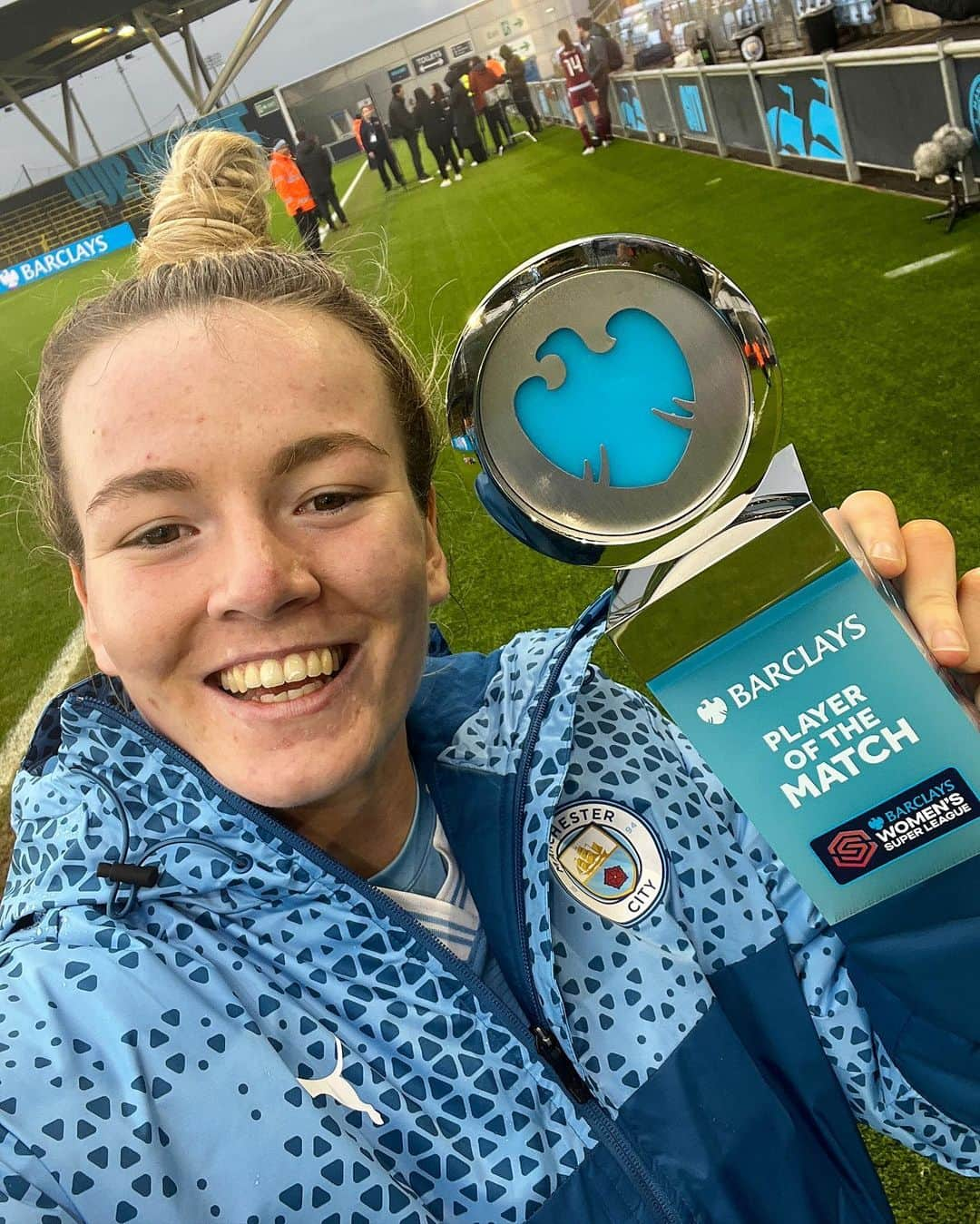 マンチェスター・シティFCさんのインスタグラム写真 - (マンチェスター・シティFCInstagram)「🏆🩵」12月9日 23時34分 - mancity