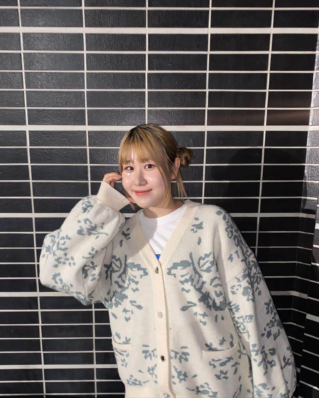 かれん（古賀かれん）さんのインスタグラム写真 - (かれん（古賀かれん）Instagram)「ｵﾔｽﾐﾅｻｲ🌙 🤍」12月10日 0時10分 ...