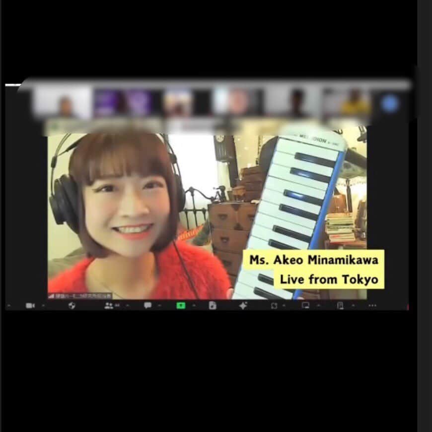南川朱生のインスタグラム：「Indonesia Melodica seminar, successfully finished🇮🇩🎹🤝🎹🇯🇵✨ Terima kasih!!!!! Mereka semua bermain dengan sangat baik👏 The Melodica sound of 🇮🇩 was so different from 🇯🇵, I wish I could have listened to it more and more...... dreaming to be able to listen to it there someday✈️✨  Thanks to @andyjobs @permatajkt @melodicaindonesia @jetaa.indonesia  mmmmm I can't find the accounts of other staff members~!!!」