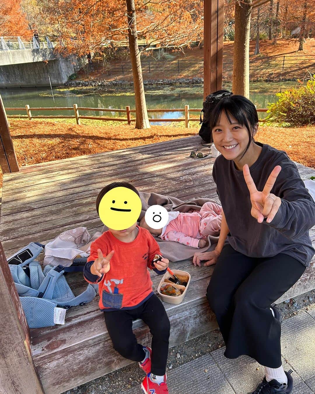 竹内由恵さんのインスタグラム写真 - (竹内由恵Instagram)「暖かいですねえ🍂公園でゆっくり過ごしました^_^」12月10日 11時19分 - yoshie0takeuchi