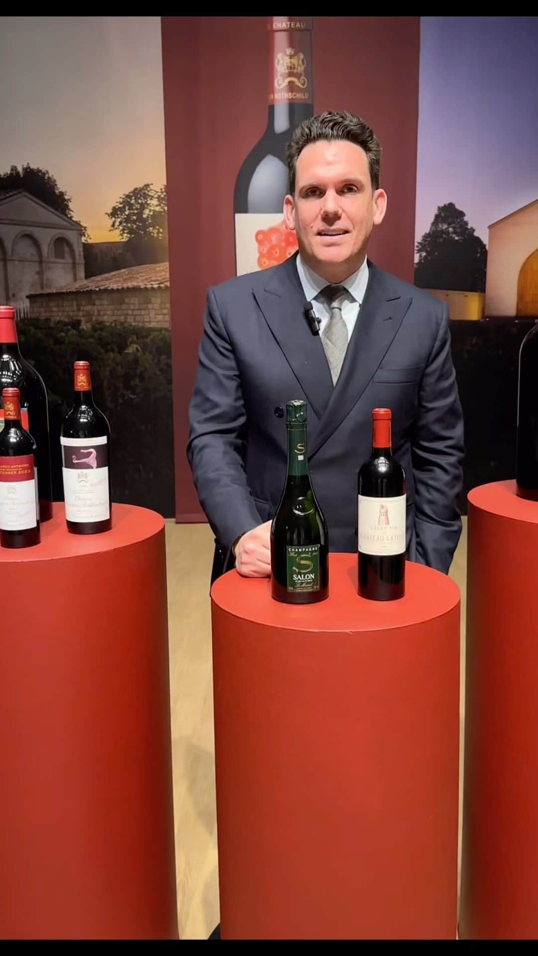 クリスティーズのインスタグラム：「Entertain any crowd with Fine Wine from the Cellar of Quincy Jones & A Diplomat’s Collection of Rarities.  Don’t miss your last chance to bid in this spectacular sale, which includes acclaimed wines such as Château Latour 2000 and Salon 1999.  Over 150 lots are offered from the cellar of the Quincy Jones and over 200 lots are presented from the collection of an esteemed American diplomat. Treasures are available for every taste and palate!  Browse the entire sale online via the Link in Bio.  Fine Wine from the Cellar of Quincy Jones & A Diplomat’s Collection of Rarities |Online | Now until 11 December」