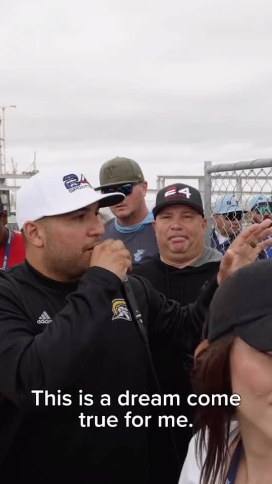 のインスタグラム：「Batting practice off the USS Lexington⁉️  MLB Players, the Savannah Bananas, USA Baseball WNT players, & more all hit dingers to kick off #TrevisHomecoming 🚢✈️⚾️」
