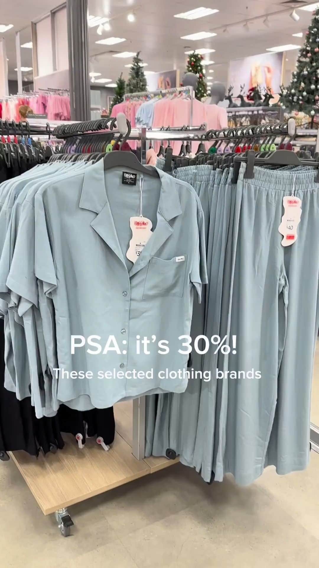 Target Australiaのインスタグラム：「Have you heard? We've got 30% off selected brands including FILA, Mossimo, Lonsdale, Zoo York & more ❤️   Offer ends Wednesday 16th Dec.」
