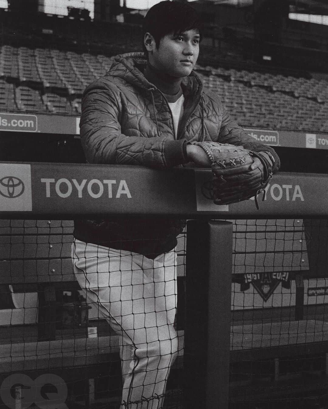 GQさんのインスタグラム写真 - (GQInstagram)「SHOHEI TO THE DODGERS  Revisit his 2022 @GQ cover story by @danielvriley and see all the photographs by @elirusselllinnetz at the link in bio.」12月10日 5時29分 - gq