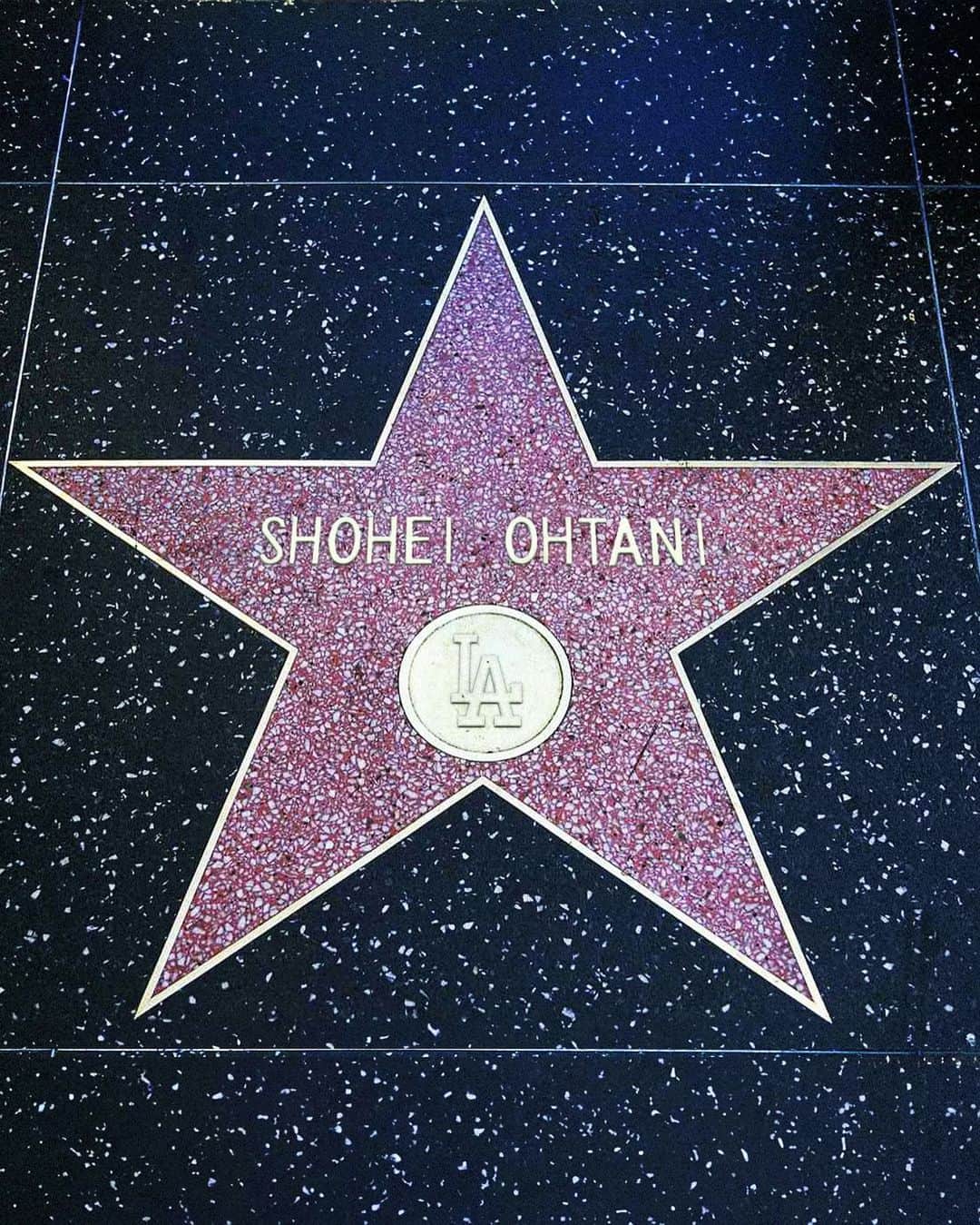 MLBのインスタグラム：「Hollywood just added another star. ⭐️」