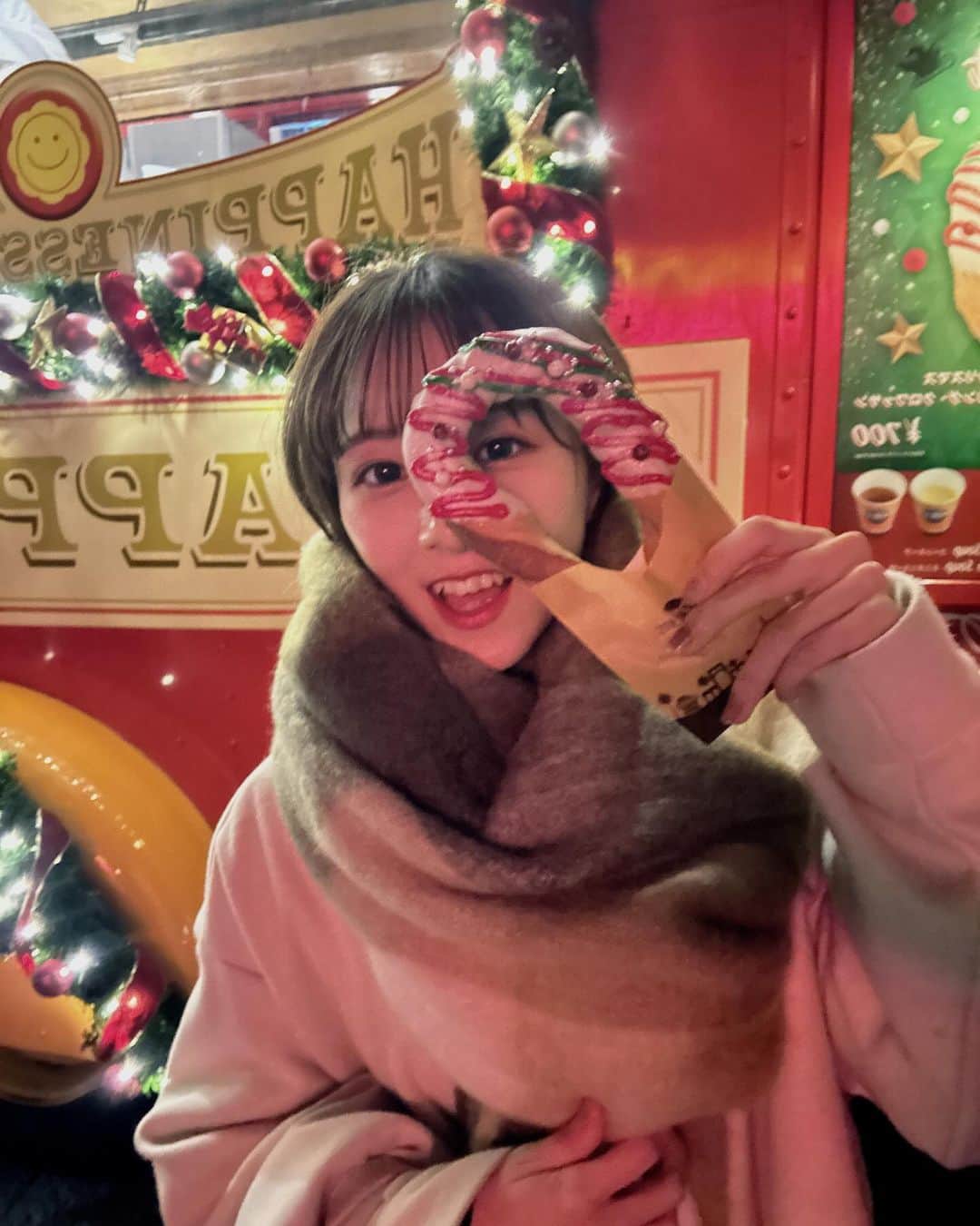 友恵温香さんのインスタグラム写真 - (友恵温香Instagram)「・ ちょっと #クリスマス 気分を味わえました🥲🤍 キラキラしててめっちゃ可愛かった！ ちなみにこれ、クロワッサンだよ🥐」12月10日 19時23分 - haruka7700