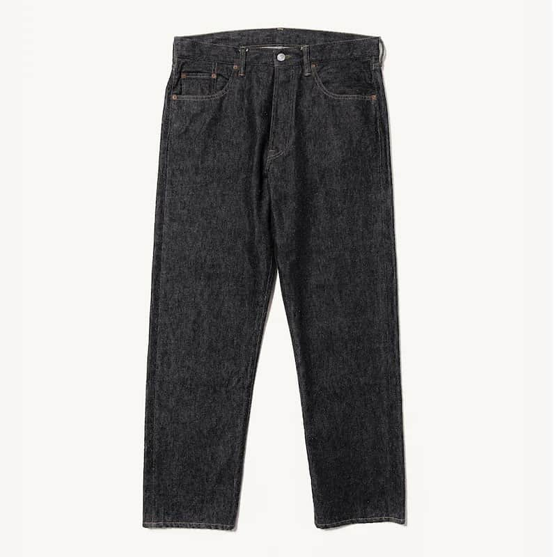 MāWのインスタグラム：「. [A.PRESSE] 2024 Style 1 Delivery Information   “Black Washed Denim Pants” PRICE：¥30,800 (in tax) SIZE：32 / 34 / 36 / 38 COLOR：BLACK  60’s LEVIS 501をベースに、やや股上を深くし、尻ぐりのくい込みを解消して履きやすくした、硫化ローブ染色の14ozのブラックデニムが12/9(土)よりリリースとなります。  毛羽感を残した、ヴィンテージのミントコンディションの、経年変化していない加工感が再現されています。    #mawsapporo #MāW #insonlinestore #apresse #sapporo #hokkaido」