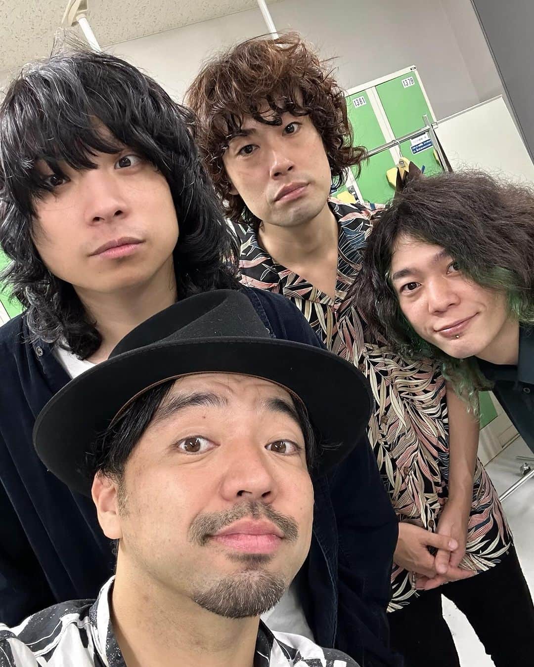 クリープハイプのインスタグラム：「「結びの夢番地2023」@ 広島グリーンアリーナ 終了しました！ お越しいただいた皆さん、ありがとうございました！ #結びの夢番地 #musubinoyumebanchi」