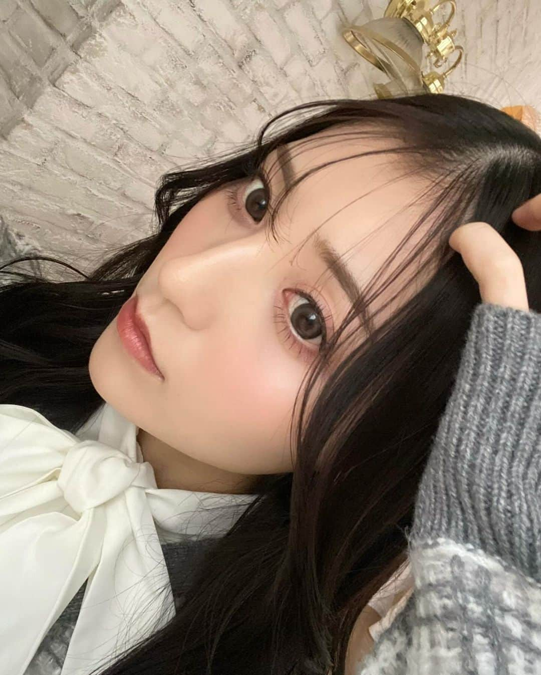 吉井美優さんのインスタグラム写真 - (吉井美優Instagram)「👀💖 今回も盛れるカラコン沢山撮影させて頂きました @hotel_lovers.official ♡ 是非チェックしてね 🤩！」12月10日 20時27分 - miyu_yoshii32