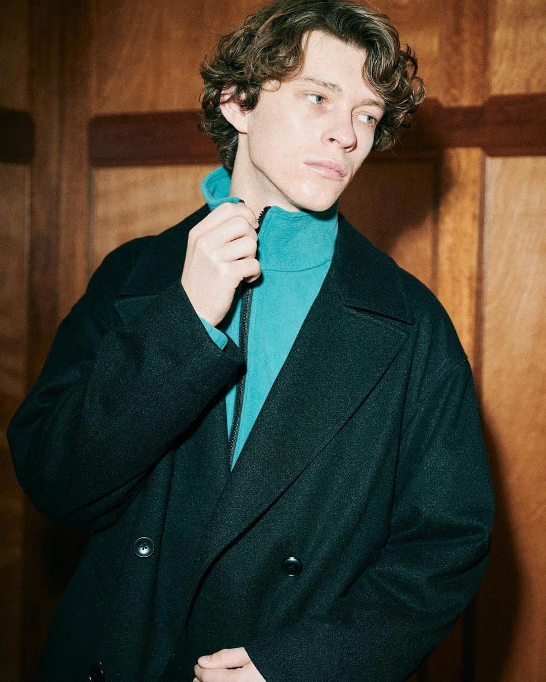 JOURNAL STANDARD relumeさんのインスタグラム写真 - (JOURNAL STANDARD relumeInstagram)「Mixture  JOURNAL STANDARD relume WINTER STYLE 2023-2024  冬の訪れを感じる12月は、「何をどう着ようか」とコーディネートに一番迷う時期。裏を返せばファッションが楽しい時期とも言えるはず！本ページでは、ダウンベストをインナーにしたり、ロングコートにフリースのセットアップを合わせたりと、スタイルMIXをキーワードにrelumeアイテムのバラエティに富んだ掛け合わせをご紹介します。  全編はベイクルーズストア特集ページよりご覧いただけます。 https://baycrews.jp/feature/detail/10770  #sierradesigns #firstdown #2023aw #2024ss #journalstandardrelume  #ジャーナルスタンダードレリューム」12月10日 20時32分 - js_relume