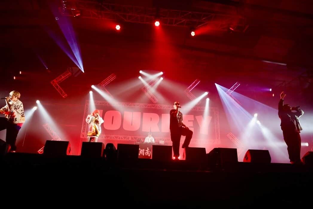 RED RICEさんのインスタグラム写真 - (RED RICEInstagram)「今年最後のフェス東北music journeyでブチかましてきました🔥😎👍 今年は本当にいっぱいライブ出来て楽しかった‼️ 残すはカウントダウンライブのみ🔥🔥🔥🔥 #湘南乃風 #musicjourney  #東北 #仙台」12月10日 20時35分 - redrice134