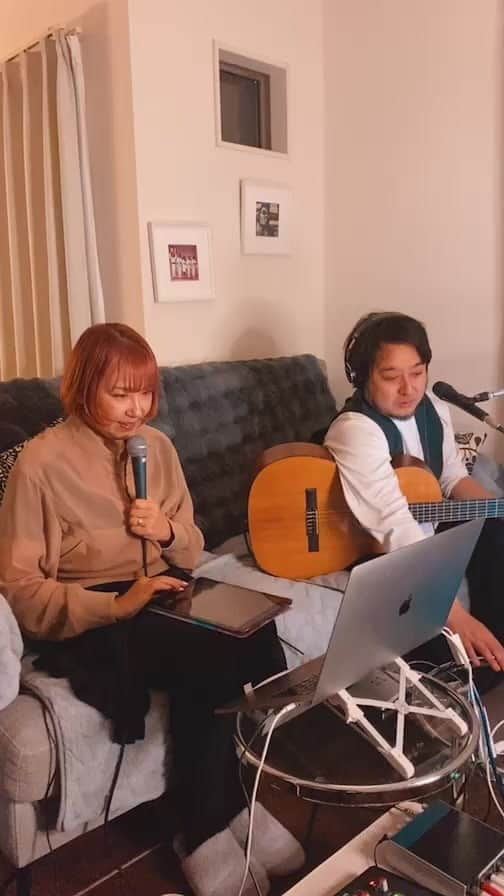 神谷えりのインスタグラム：「ROOM317は、神谷えり(vo)　金澤健太(g)によるduo unit「ROOM317」の無観客配信ライブです。  いつも配信をご覧くださいましてありがとうございます。 今回の配信は、いつものようにリクエストライブです。 ゲストにM-OTOさんをお迎えしてお送りいたします。  配信url https://www.youtube.com/@erikamiya https://www.instagram.com/erikamiya  配信はYouTube、instagram liveで行います。 無料でご覧いただけますが、お気持ちのtipやdonationも受け付けております。  ROOM317 vol.43 投げ銭はこちらから！ https://room317-43.peatix.com」