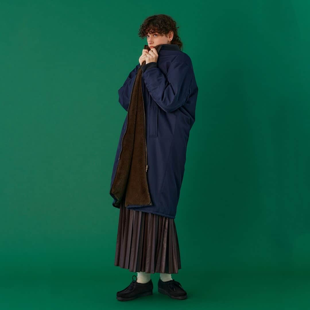 Bshop officialさんのインスタグラム写真 - (Bshop officialInstagram)「LE GLAZIK 2way reversible long coat ¥43,780  #leglazik #23aw #bshop」12月10日 11時57分 - bshop_official