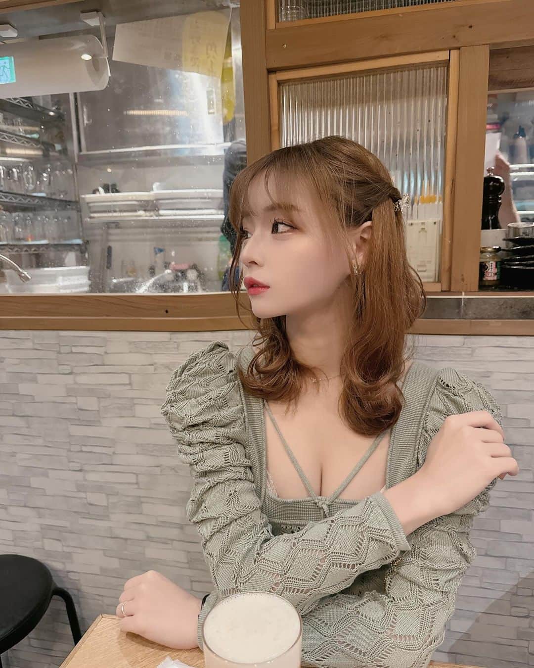 白石佑梨亜さんのインスタグラム写真 - (白石佑梨亜Instagram)「ごはんだーいすき♡  デザートがフクロウさんでかわいかったぁ〰️✨  #PR @evoluto.ikebukuro #池袋駅前酒場えぼると #えぼると #池袋居酒屋 #池袋飲み #池袋デート #池袋ネオ大衆酒場 #池袋酒場」12月10日 20時05分 - yuria.1