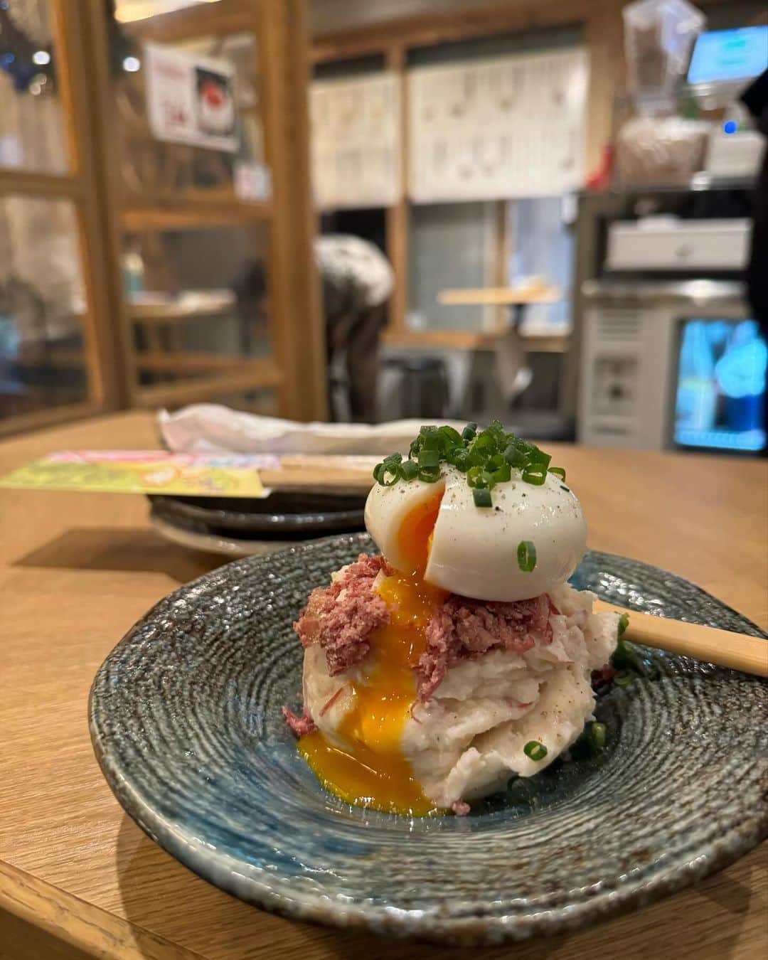 白石佑梨亜さんのインスタグラム写真 - (白石佑梨亜Instagram)「ごはんだーいすき♡  デザートがフクロウさんでかわいかったぁ〰️✨  #PR @evoluto.ikebukuro #池袋駅前酒場えぼると #えぼると #池袋居酒屋 #池袋飲み #池袋デート #池袋ネオ大衆酒場 #池袋酒場」12月10日 20時05分 - yuria.1
