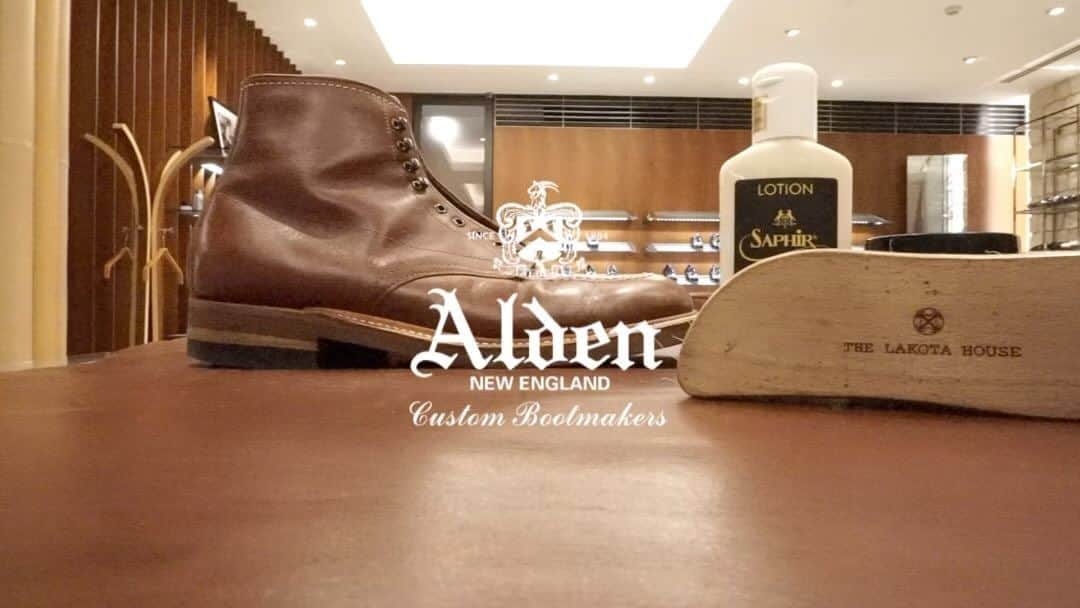 ラコタハウスのインスタグラム：「Alden Shoe Care!!  各種お問い合わせは、プロフィール欄記載リンクのLINEをご利用ください。  #alden #aldenshoes #thelakotahouse #calfleather #オールデン #ラコタハウス #カーフレザー #革靴」