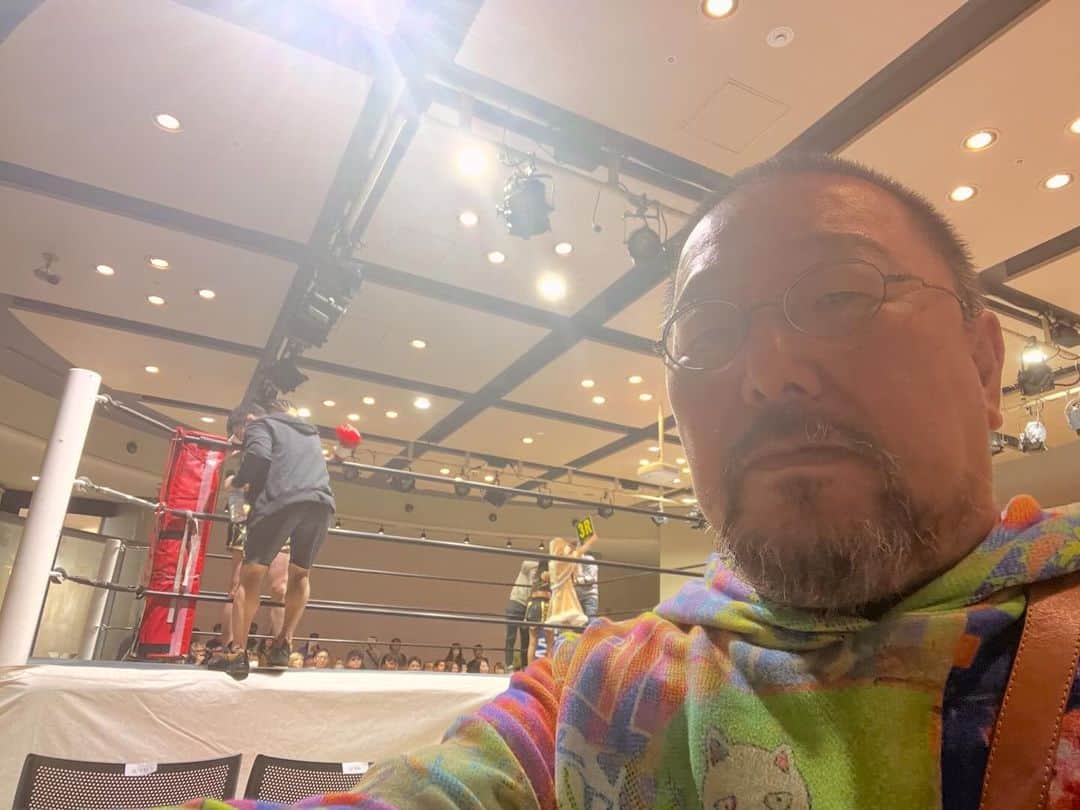 マグナム北斗のインスタグラム：「ACF観戦中。  客で見るのと、本部席から見るのは、やっぱり違うね。」