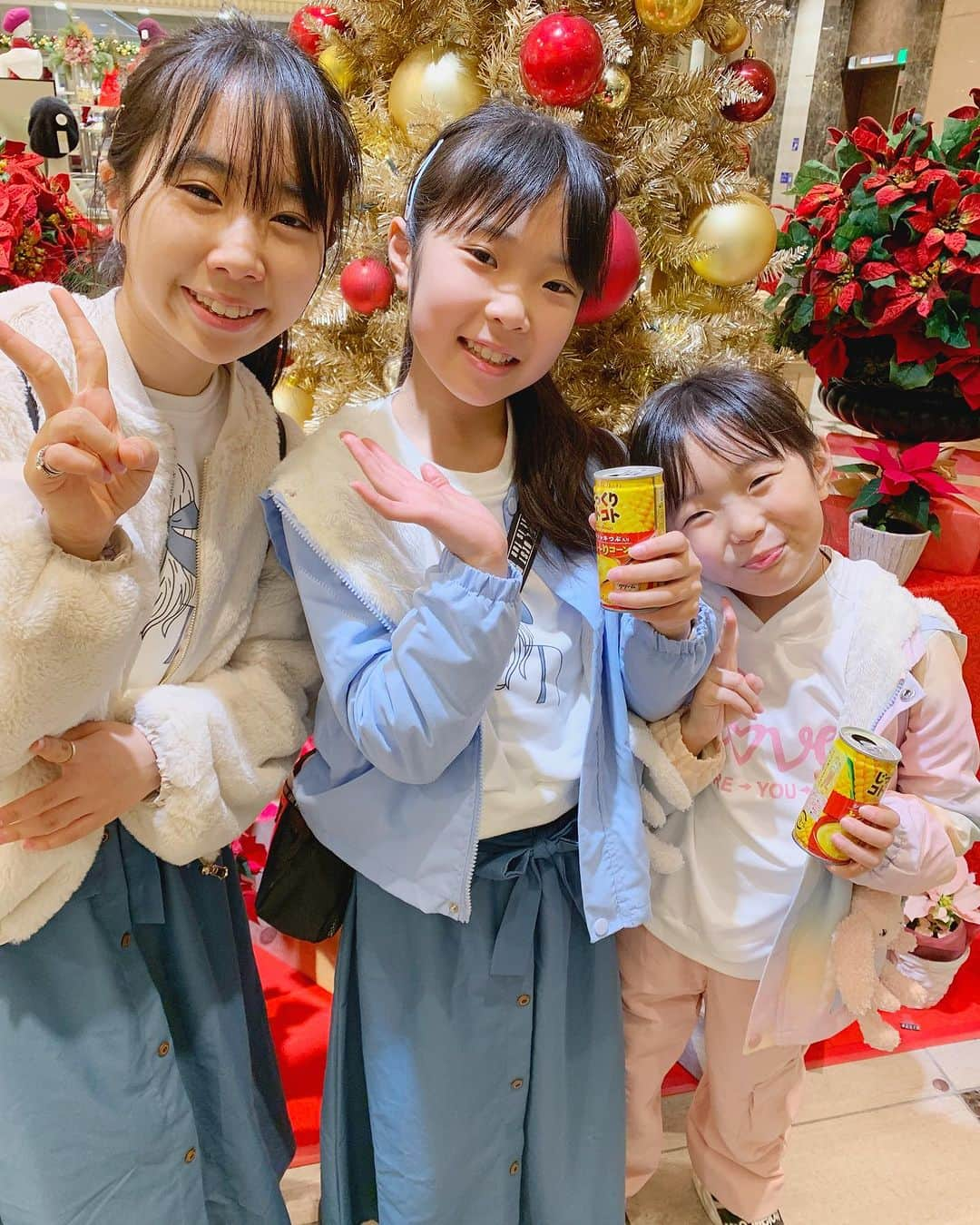 Saaaaayaさんのインスタグラム写真 - (SaaaaayaInstagram)「池袋にお出かけ✨ クリスマスイベントに参加してきました🎄  #pr #東武百貨店 #東武百貨店池袋店 #クリスマスパーティー #お出かけ #池袋 #中学生 #中学生女子 #小学生 #小学生女子 #四姉弟 #三姉妹ぷらす長男  #youtube #youtuber #さあやちゃんねる #はれママキッズtv #はぴらき」12月10日 15時32分 - saaaaayachannel