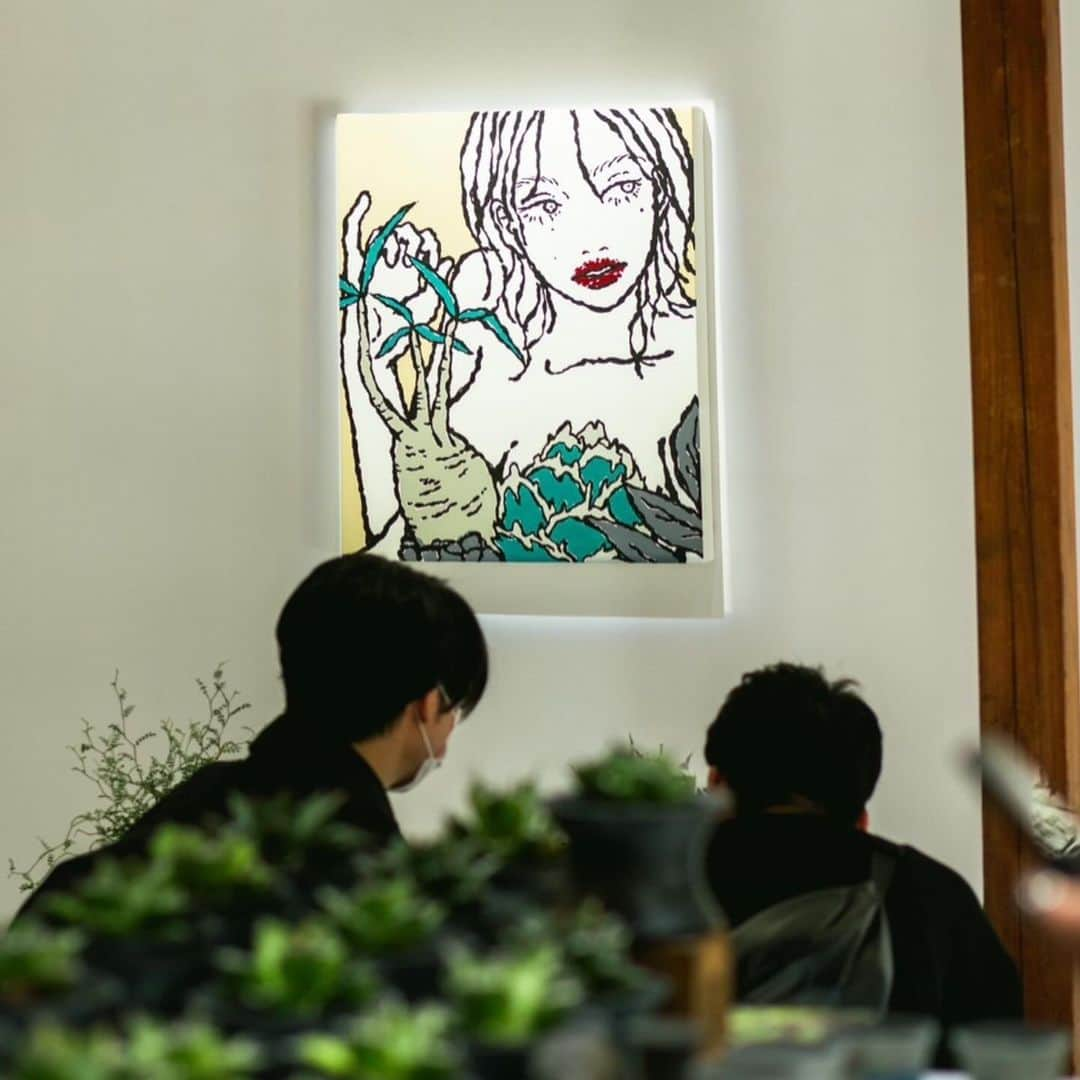 i.e.のインスタグラム：「enlargement_041 652×530×60mm   Acrylic on canvas 2023  (sold) 📷 @hirano815   #art #artist  #artwork  #ギャラリー #芸術 #美術  #現代アート #現代美術 #artwork #artist #contemporaryart #artcollection」