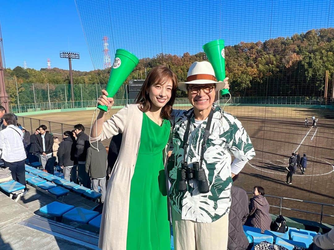 下剋上球児のインスタグラム：「📣  ＼＼応援待機／／  運命の星葉戦まであと、5時間✨✨ おじいと杏奈さんも球場にかけつけます！  #tbs #日曜劇場 #下剋上球児 #今夜9時第9話放送✨」
