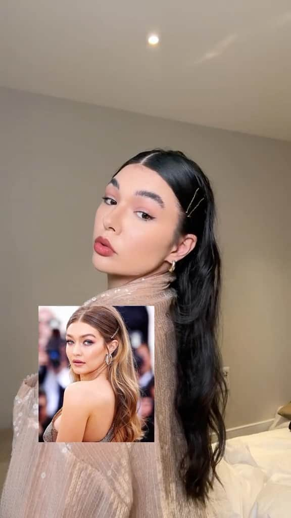 Public Desireのインスタグラム：「HAIR-SPO FOR FESTIVE SZN 💆🏻‍♀️✨ @tinaprokaa recreating this iconic Gigi Hadid hairstyle 💕🤩」