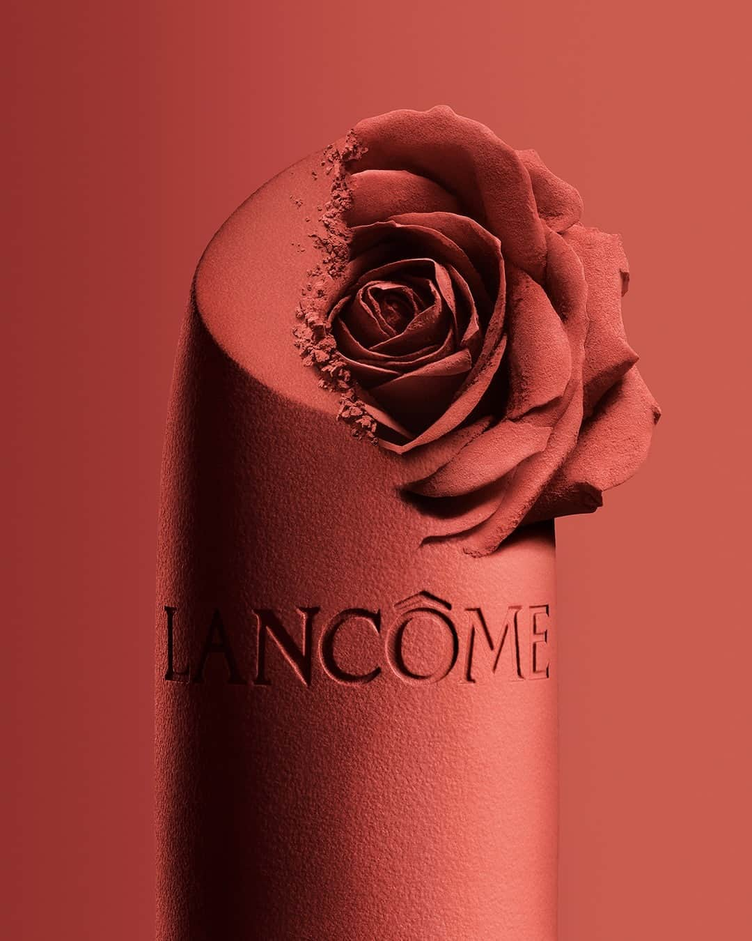 Lancôme Officialさんのインスタグラム写真 - (Lancôme OfficialInstagram)「Click, pose, swipe, feel. It’s all it takes to express yourself without compromise with L’Absolu Rouge Drama Matte. @heconghc is wearing shade 196 French Touch @emmachamberlain is wearing shade 336 Melodrama @mingey is wearing shade 200 French Drama #Lancome #LAbsoluRouge #Makeup」12月10日 19時00分 - lancomeofficial