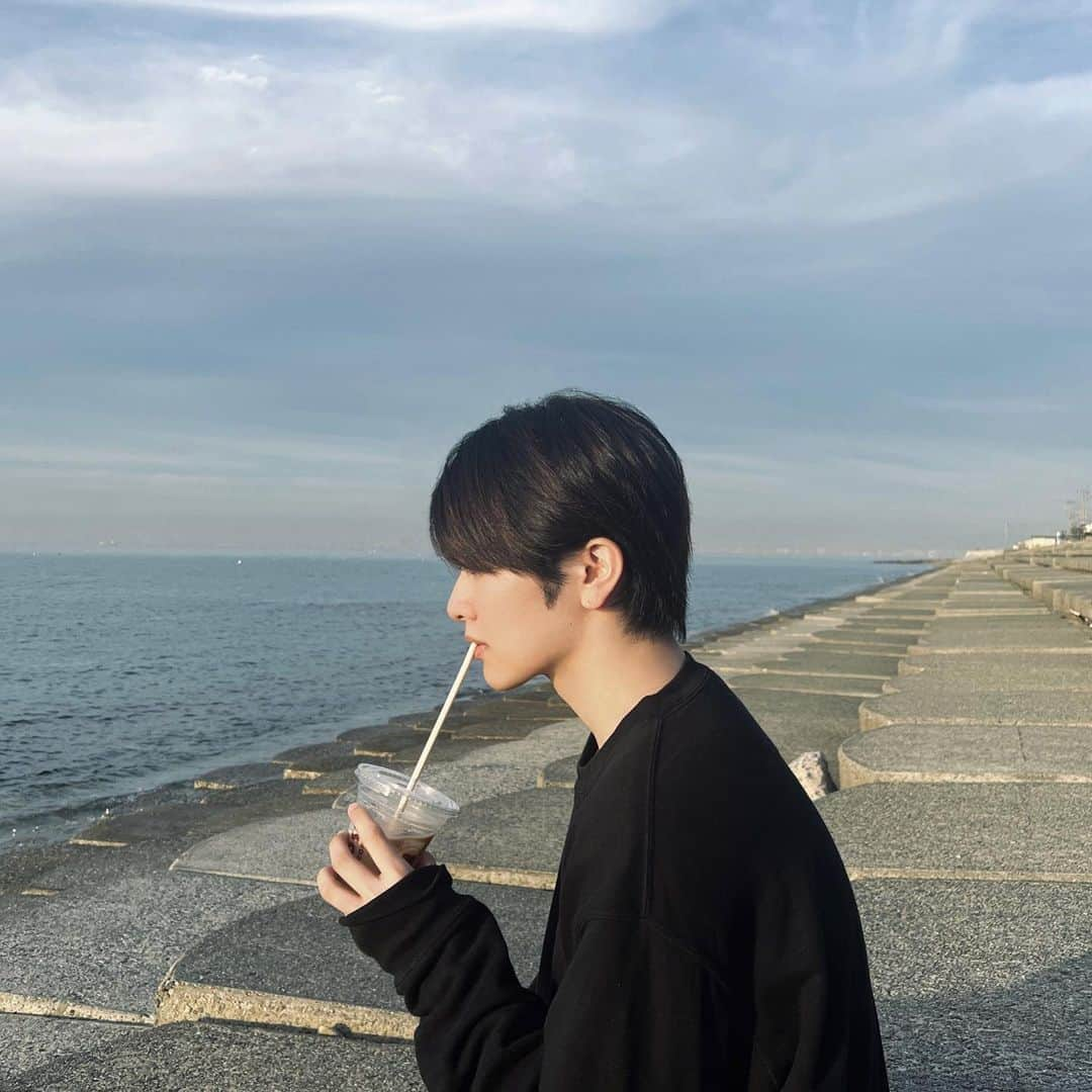 六花清春さんのインスタグラム写真 - (六花清春Instagram)「🌊🌊🌊」12月10日 19時03分 - 9bic_kiyoharu