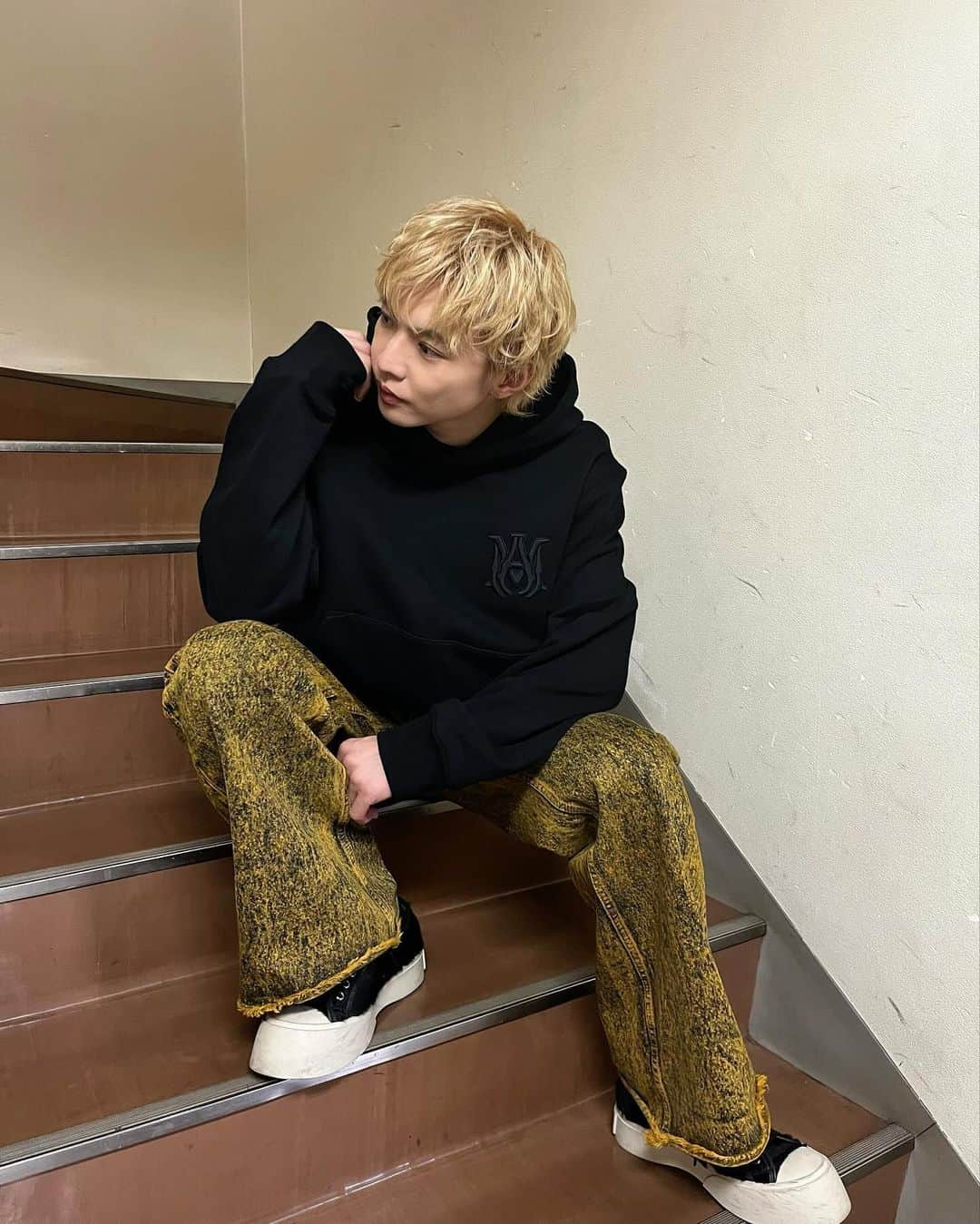 佐藤大樹のインスタグラム：「◡̈   なんでもない日常投稿、私服ー！  Ordinary day photo dump And my OOTD!  평범한 일상 사진 덤프 그리고 내 OOTD!」