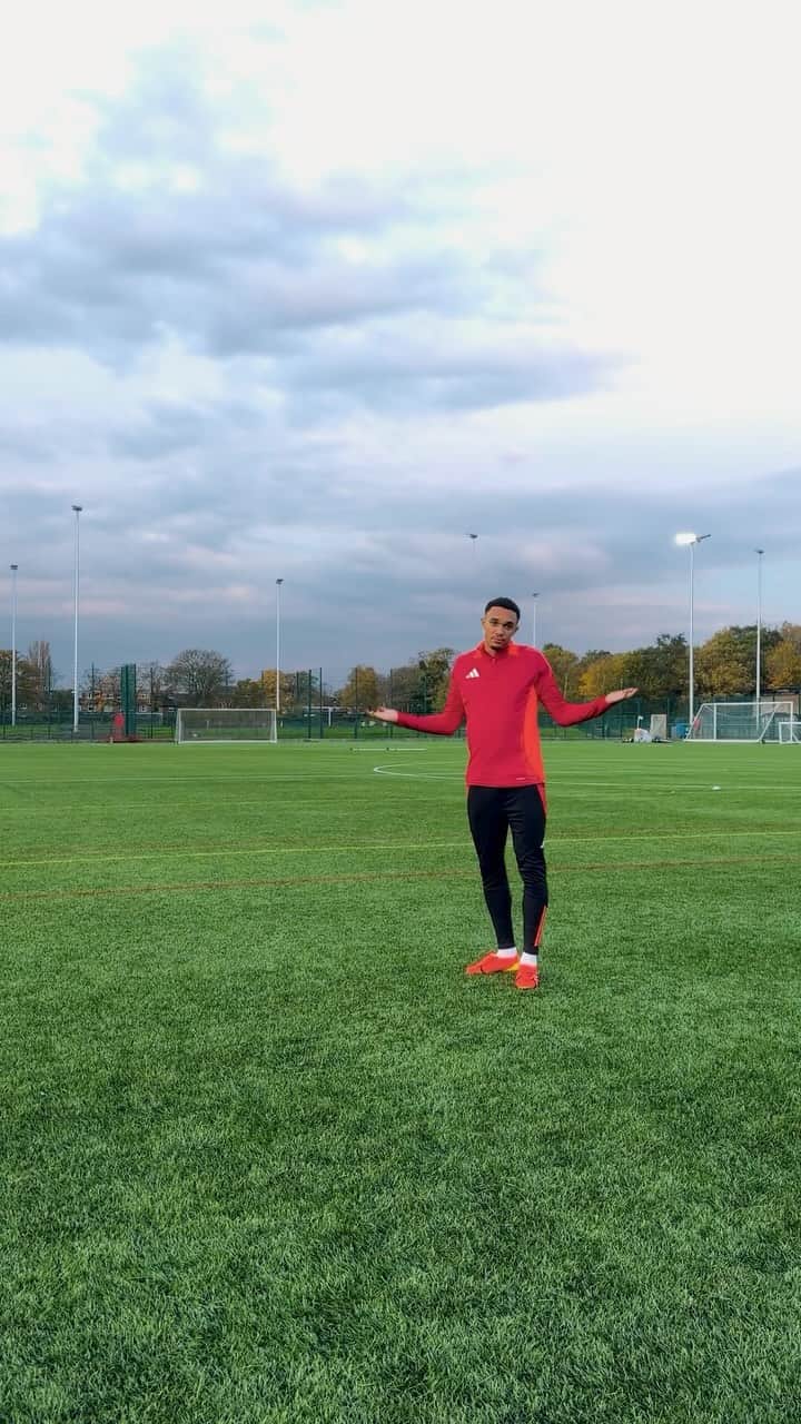 adidas Footballのインスタグラム：「what did we put in those boots? 🤷‍♂️」
