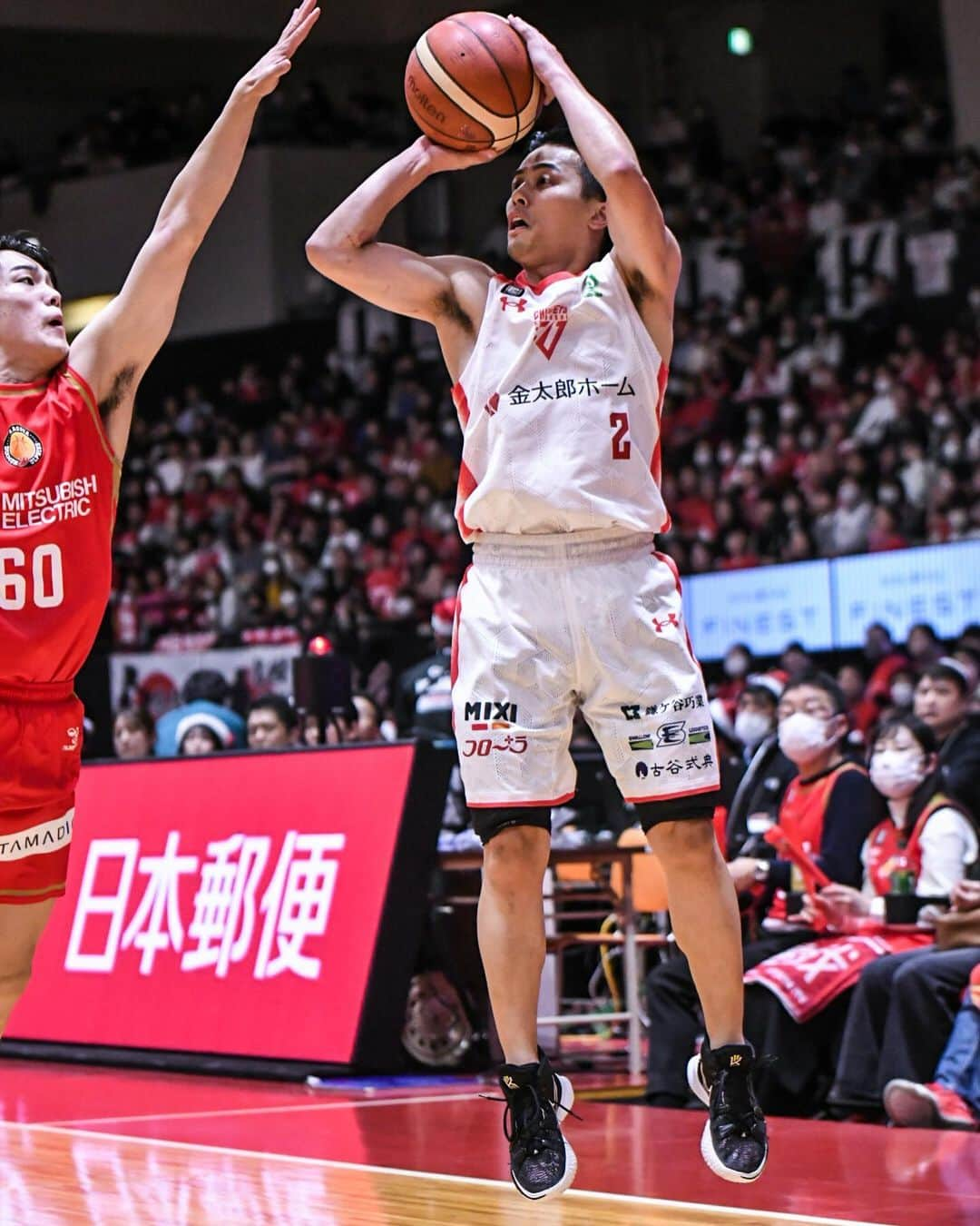 千葉ジェッツさんのインスタグラム写真 - (千葉ジェッツInstagram)「試合風景📸  B.LEAGUE2023-24 vs.名古屋 🏀試合終了🏀 名古屋 99-71 千葉J  #一勝一敗 #痛み分け #chibajets #Bリーグ #千葉ジェッツ #バスケ #basketball #portrait  #photograph #ジェッツ写真部 #レンズ越しの世界 #応炎📣🔥 #ありがとうございました✨」12月10日 19時14分 - chibajets_official