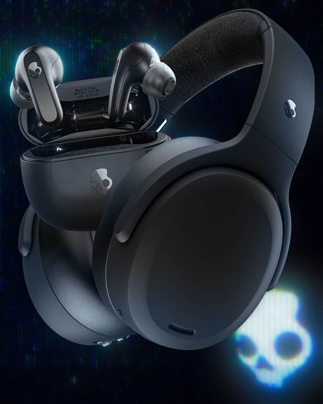 Skullcandy Japanのインスタグラム：「Skullcandy.jp 公式サイトにて HOLIDAY セール開催中💀✨  Crusher ANC 2 購入でオリジナルヘッドホンスタンド付きセットも販売中✨」