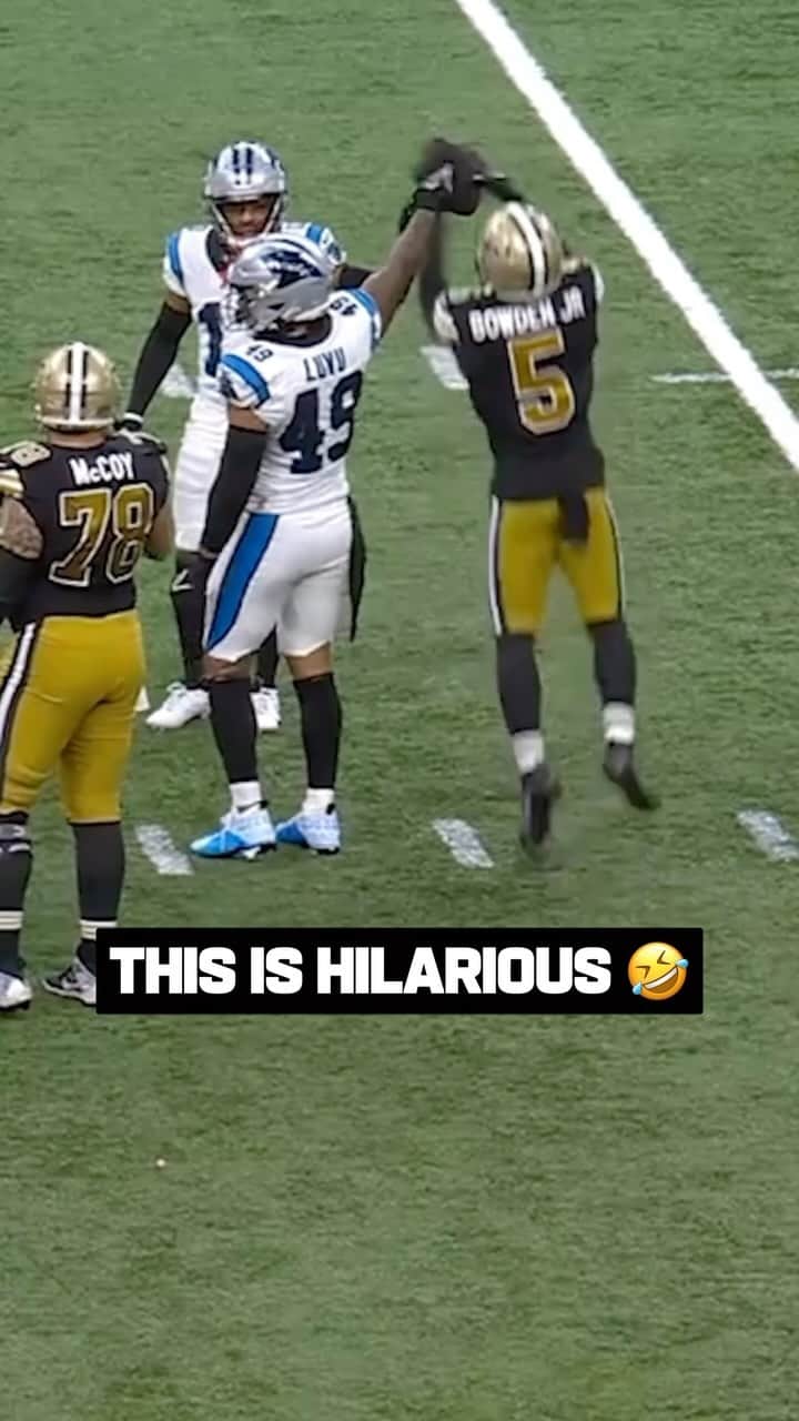 ニューオーリンズ・セインツのインスタグラム：「Lynn Bowden Jr. tried to keep the play alive 😂  📺: #CARvsNO on FOX 📱: Stream on #NFLPlus」