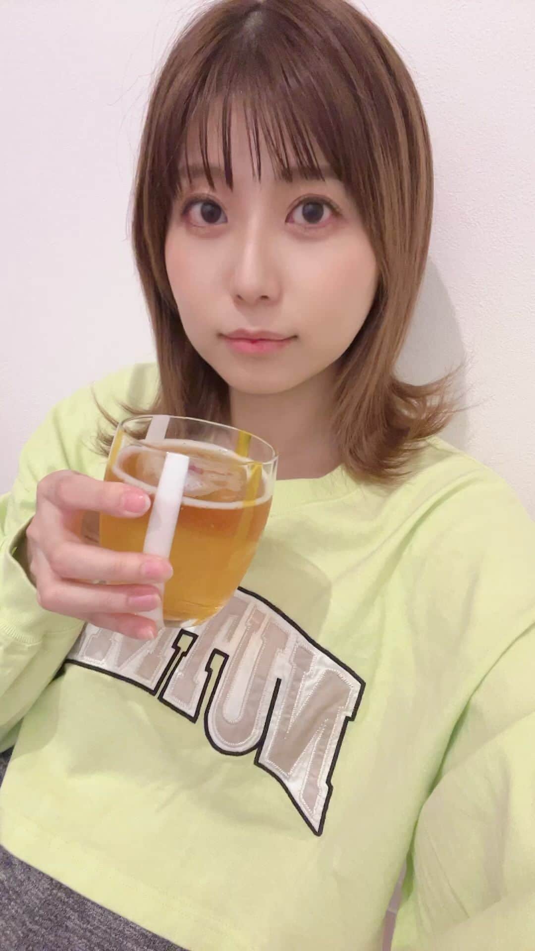 天野麻菜のインスタグラム：「ビール女子。3687」