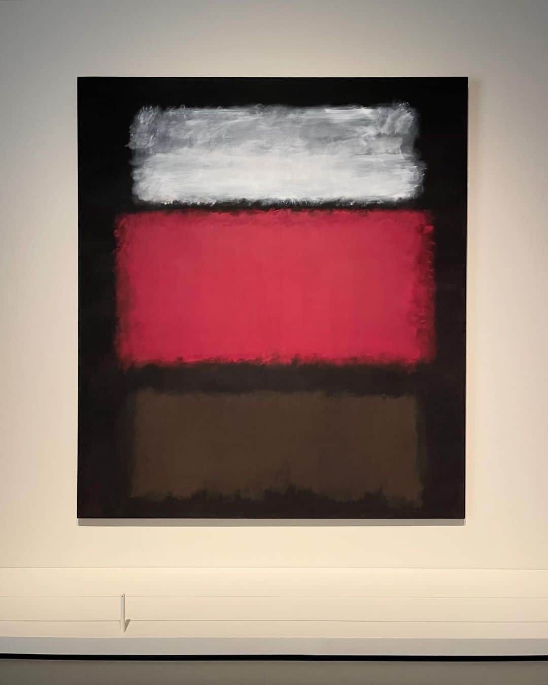 クリスヴァンアッシュさんのインスタグラム写真 - (クリスヴァンアッシュInstagram)「ROTHKO AT LA FONDATION LOUIS VUITTON  THANK YOU @fondationlv #rothko #markrothko  #krisvanassche #kris_van_assche」12月10日 22時15分 - kris_van_assche